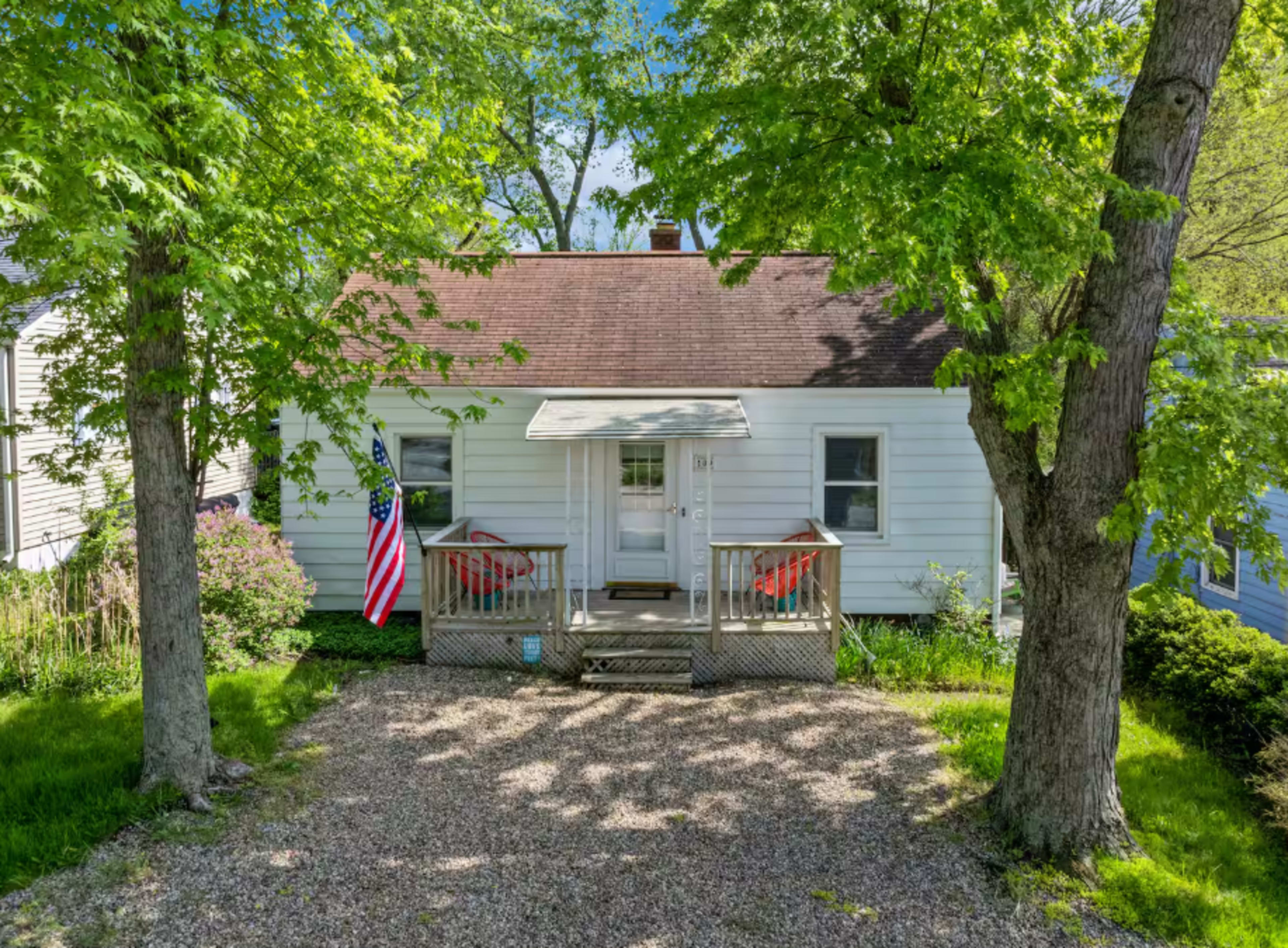 Beachside Bliss: Steps to Beach + Hot Tub Image in Michigan Township, Michigan, IN