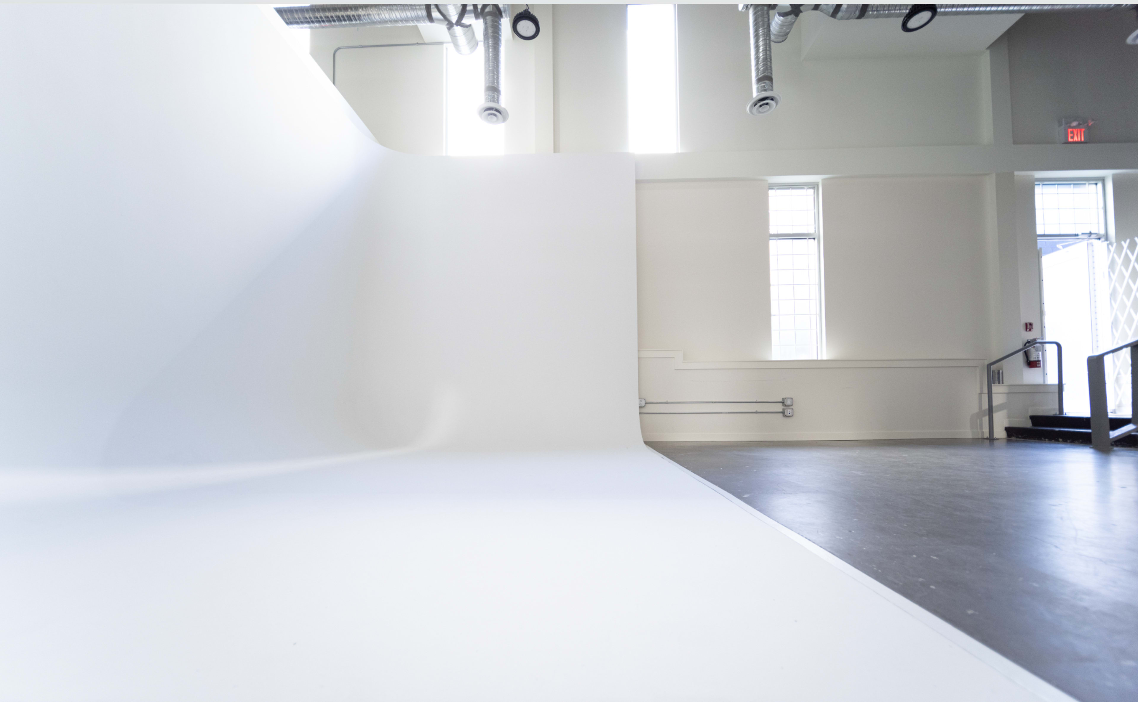 Big and Open, Stylish Industrial Studio Image in Central Vancouver, Vancouver, BC
