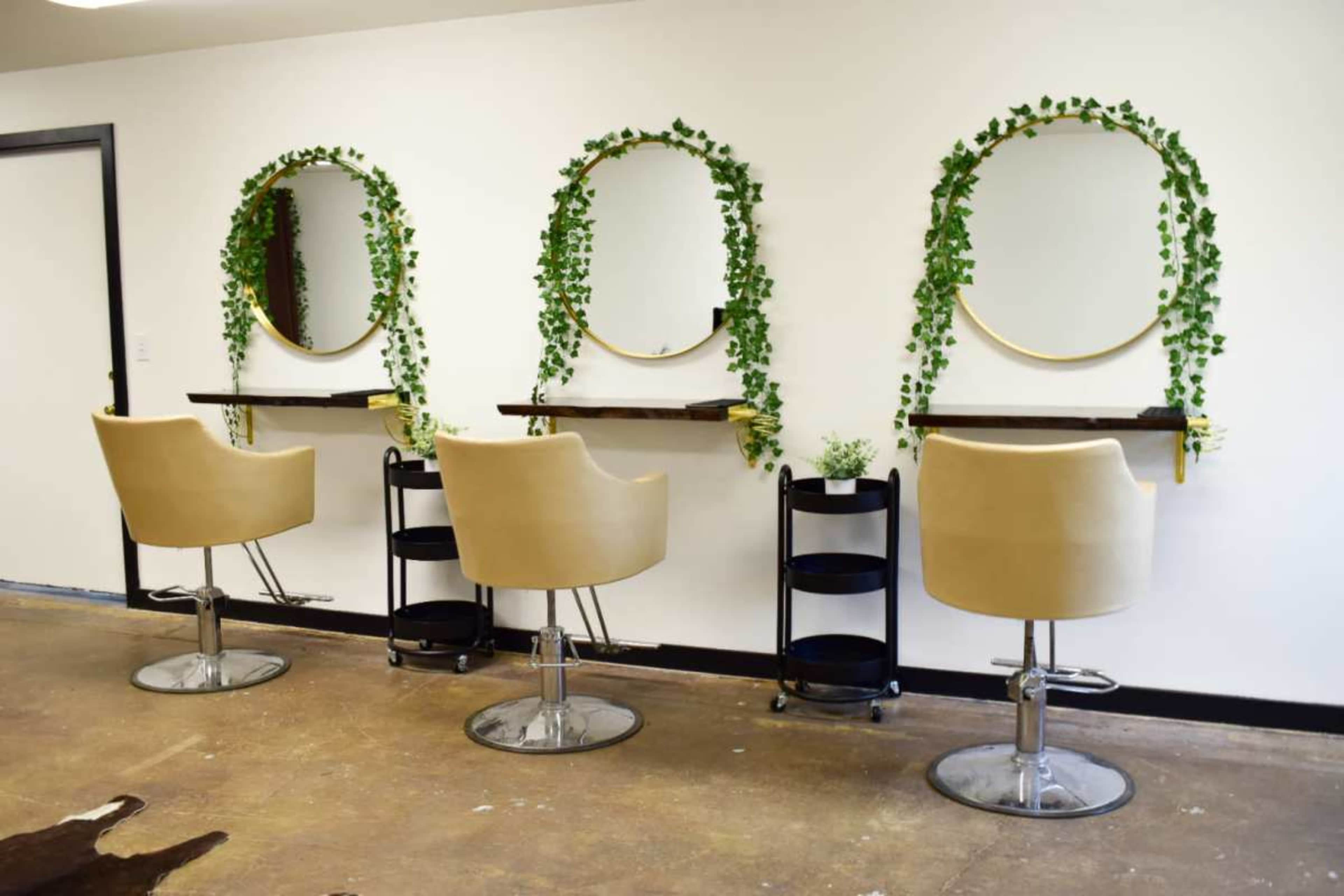Downtown Studio with Industrial and Rustic Atmosphere Image in McMinnville, Mcminnville, OR