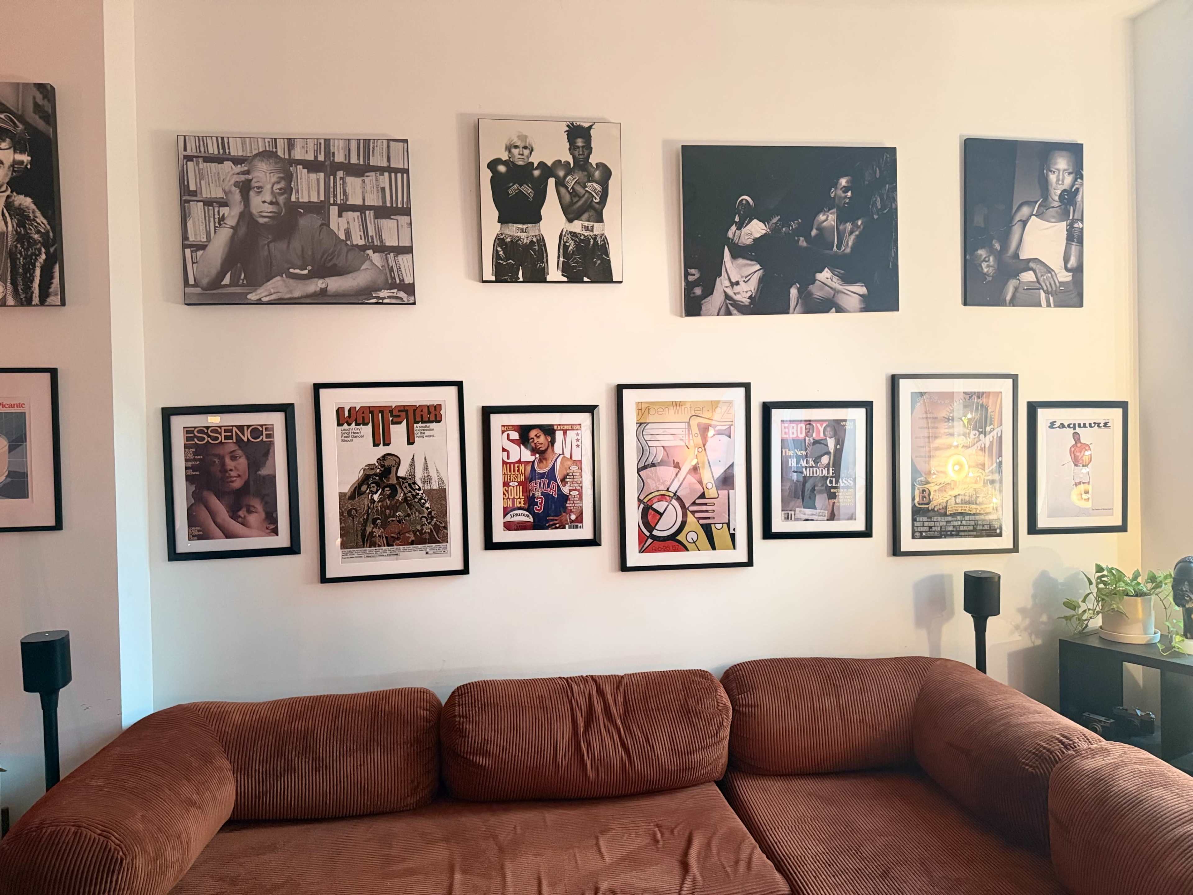 Urban Studio w/ High Ceilings and Music/Cultural Decor Image in Downtown Brooklyn, Brooklyn, NY