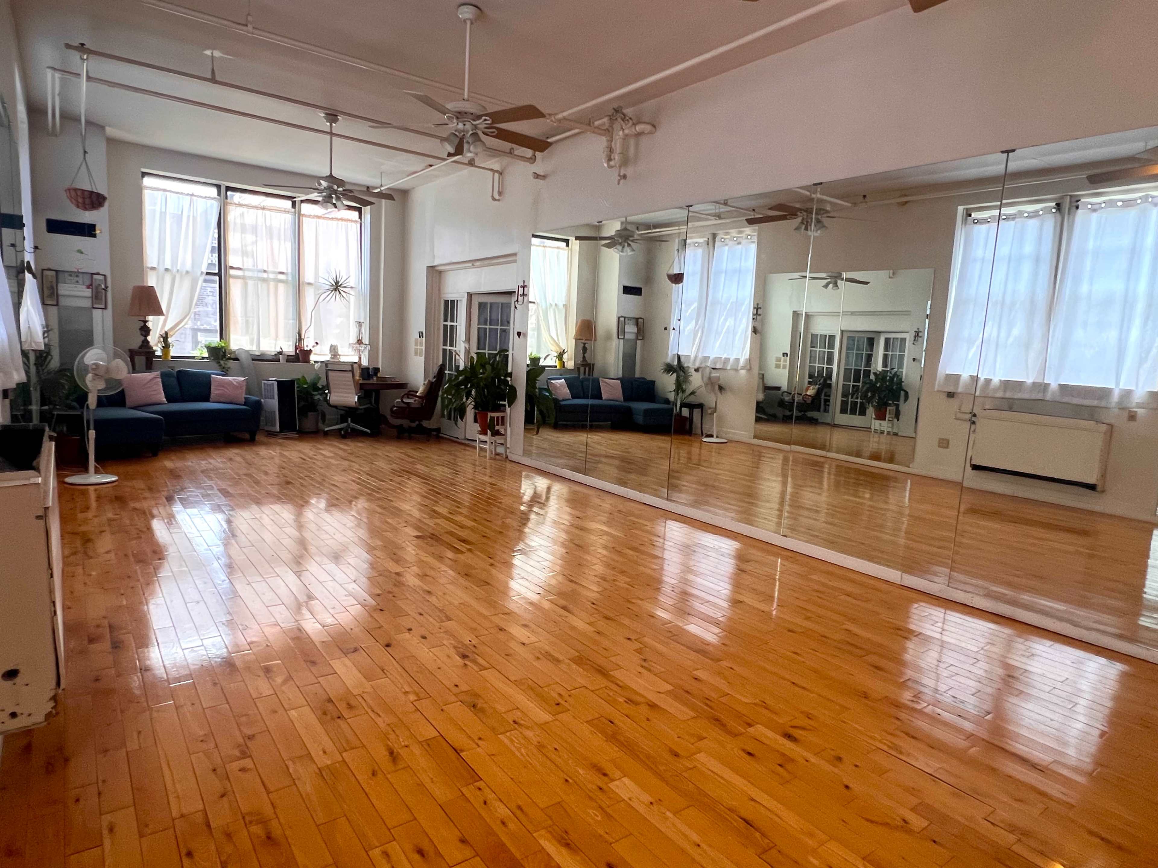 Bright Brooklyn Loft w/ Dance Studio & Mirrors Image in Sunset Park, Brooklyn, NY