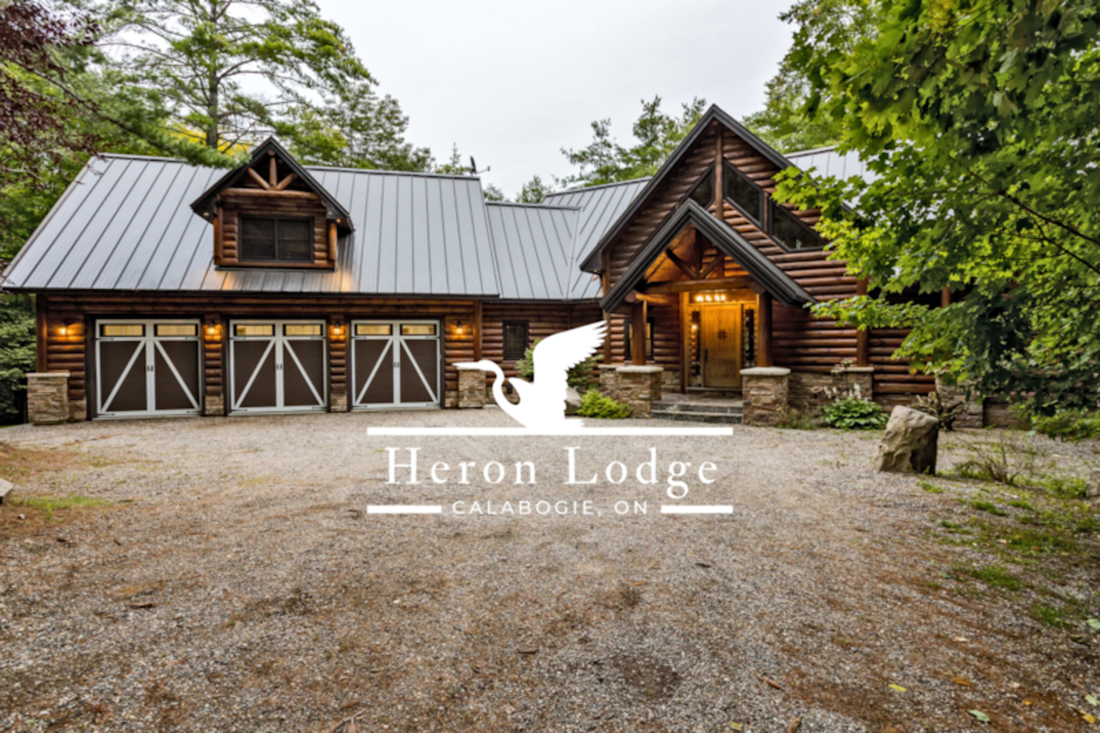 Heron Lodge | Scenic Lakefront Venue with Rustic Elegance Image in North Frontenac, Ompah, ON
