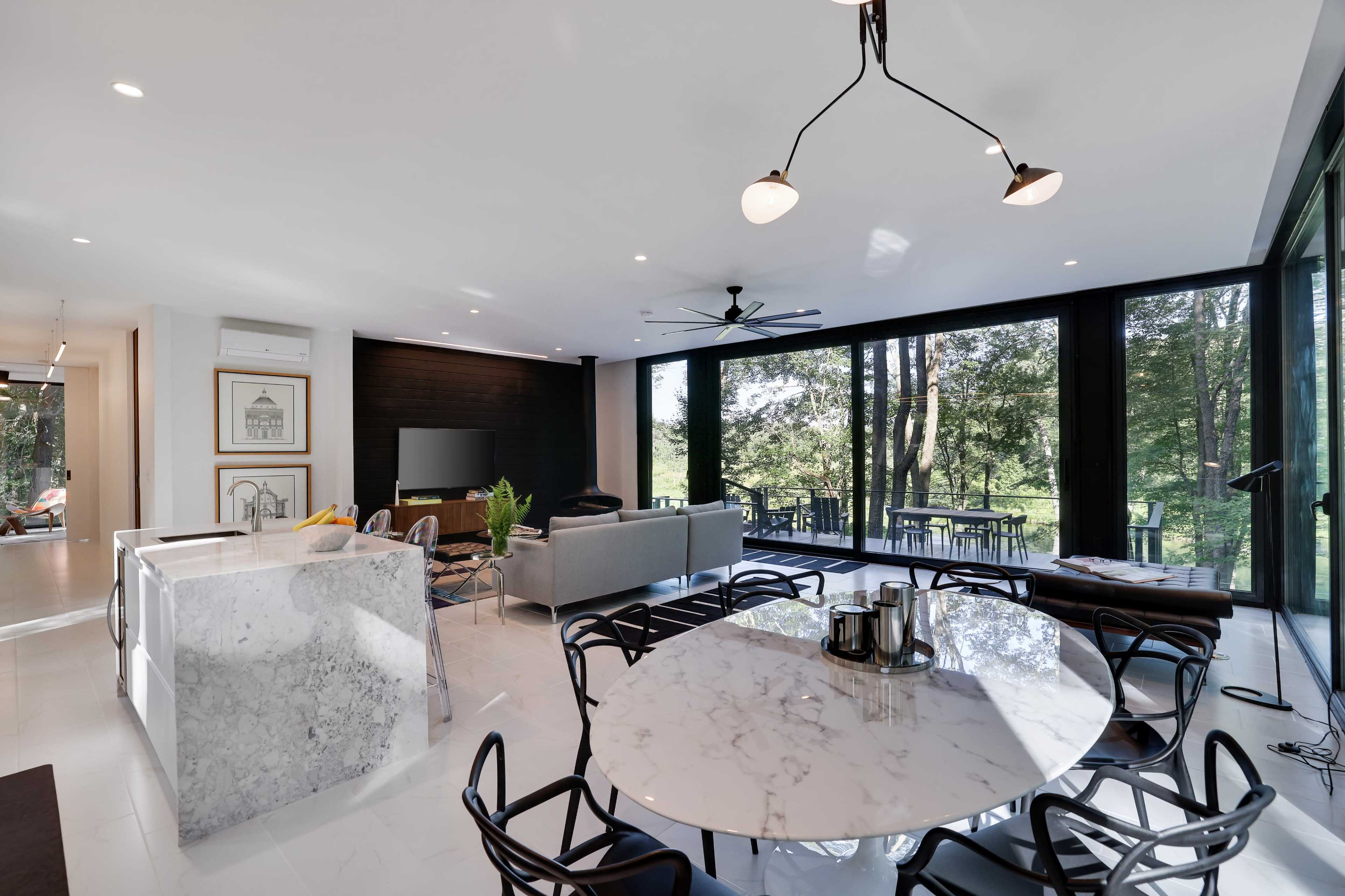 Camp Double Oak Lakeside Modernist Retreat Image in Greene Township, Greentown, PA