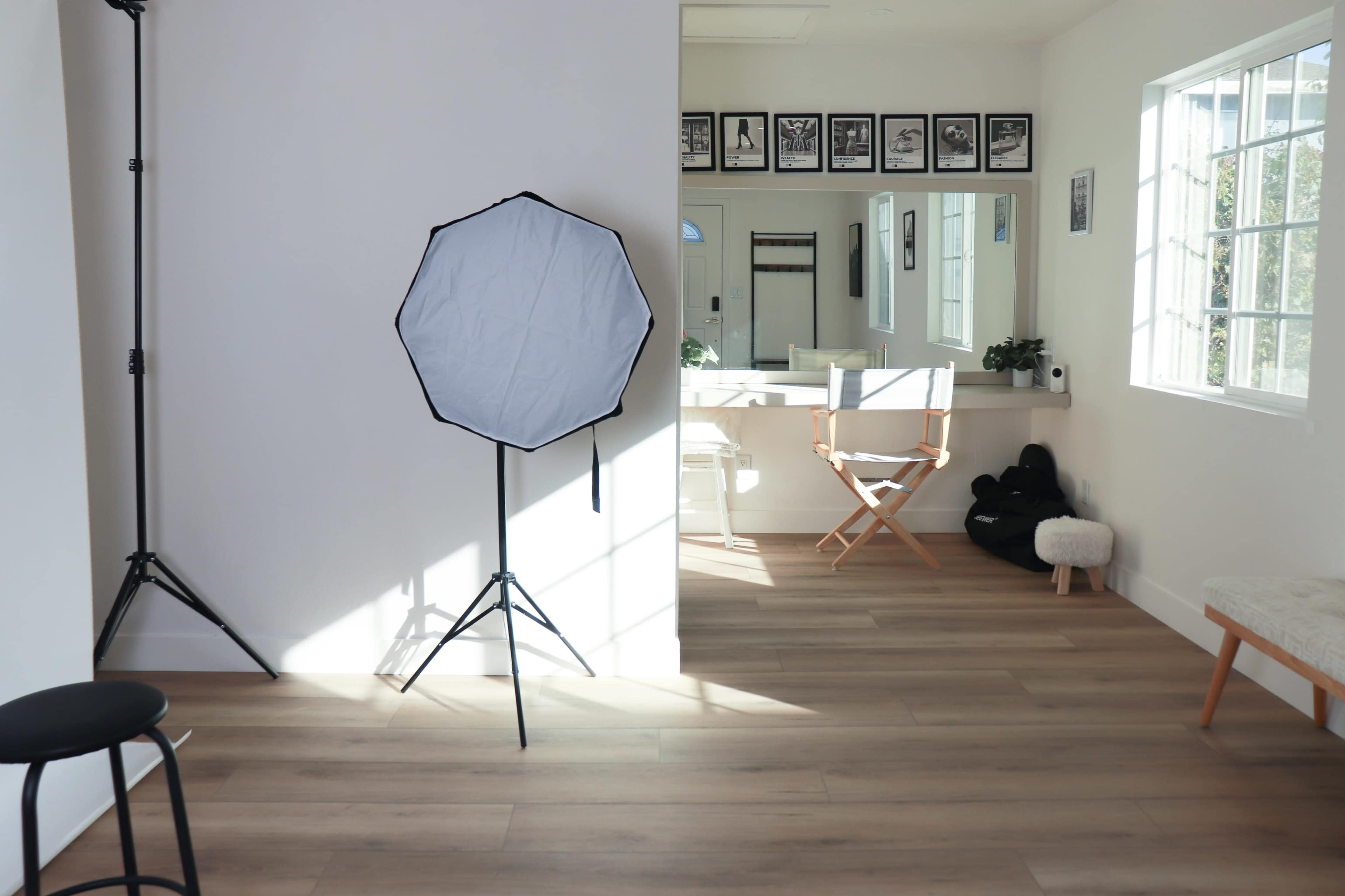 NEW! Valley Photo Studio - Headshots - Photoshoots Image in Northridge, northridge, CA