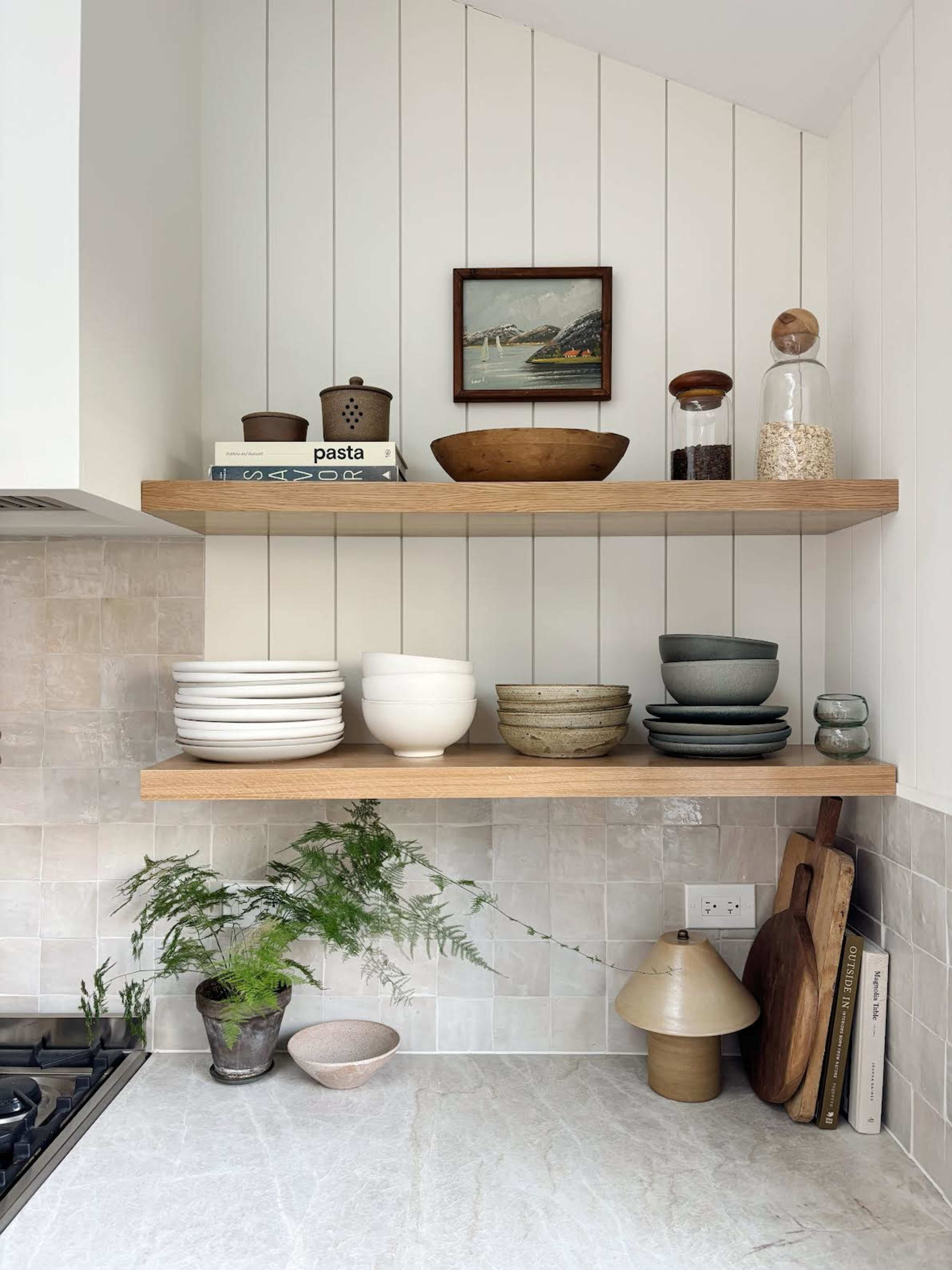 Bright + Earthy Modern Home Image in Milton Township, Wheaton, IL