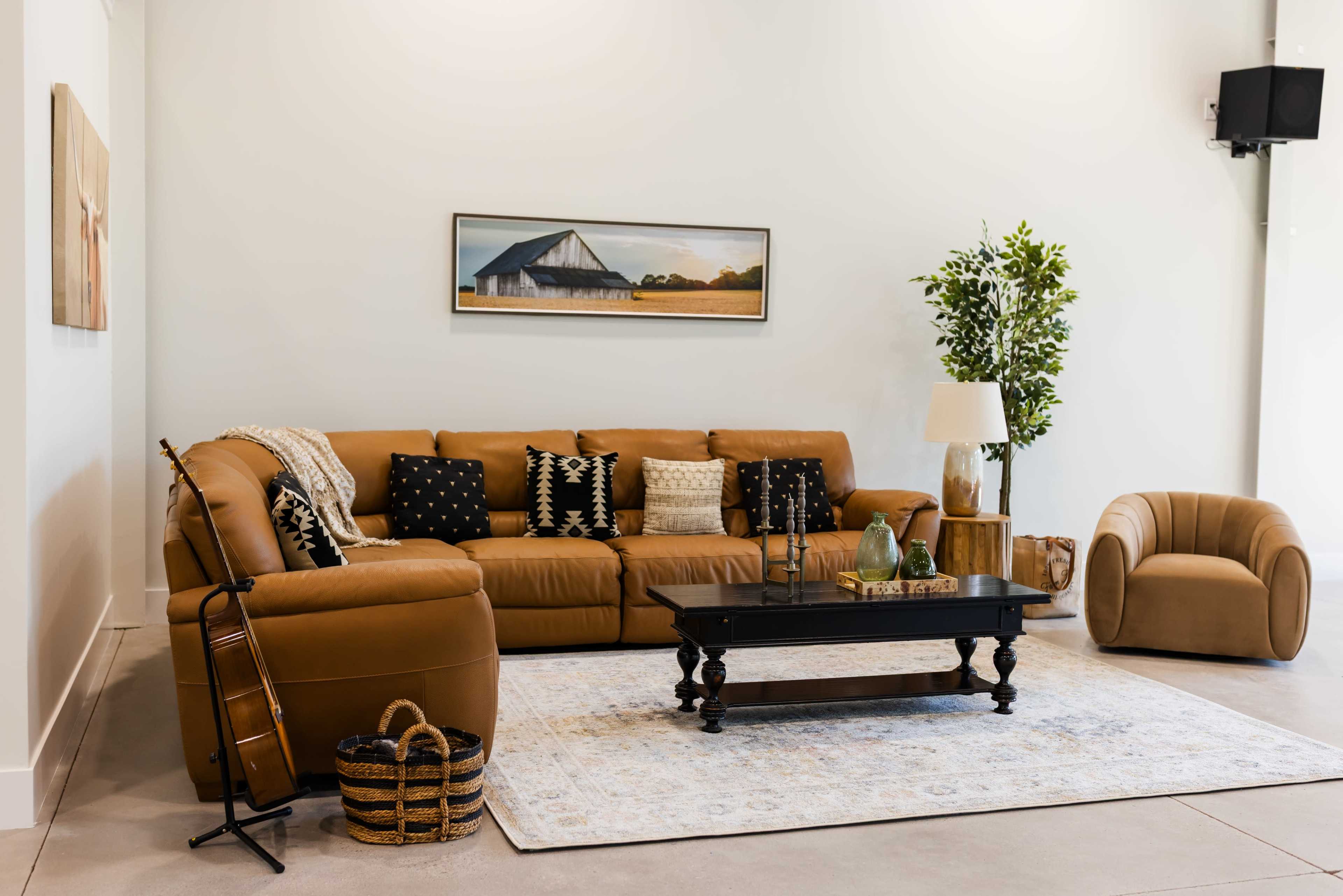 Gilbert Farm with Barnhouse and Pasture Image in Gilbert, Gilbert, AZ