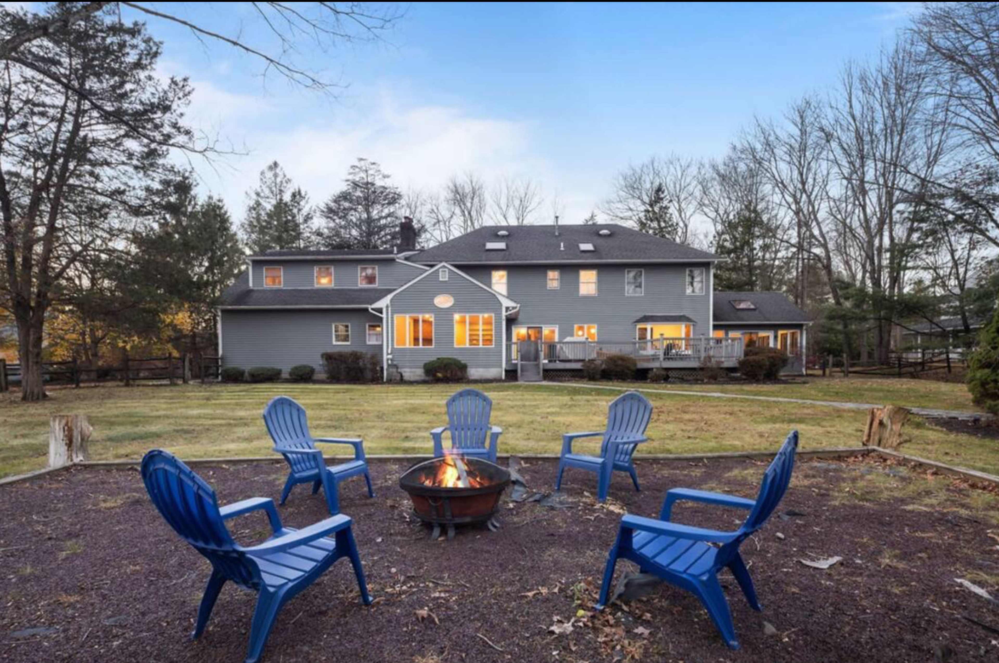 Suburban Mini Estate 3.5 acres Image in Ramapo, Suffern, NY