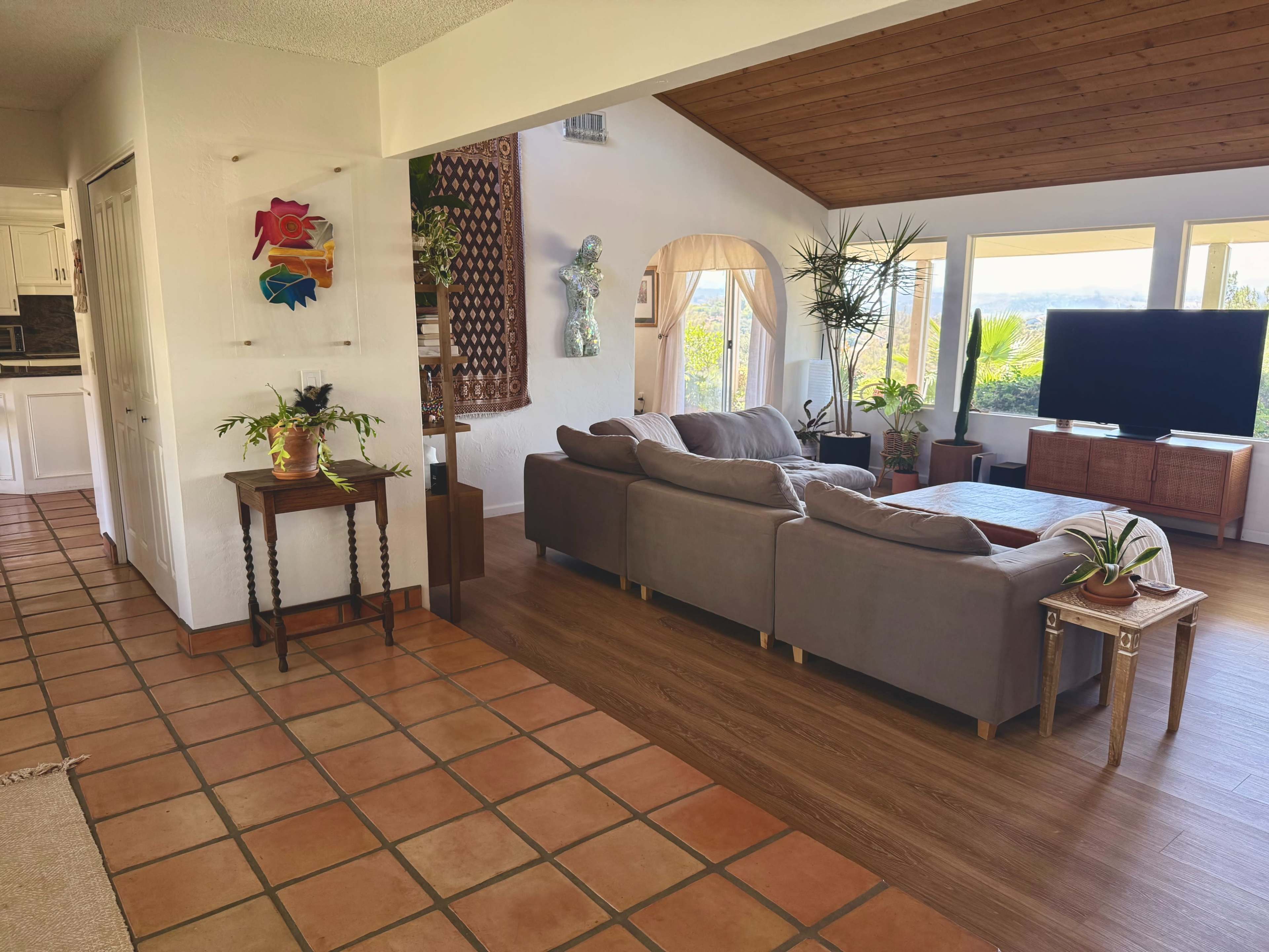 Modern Hilltop Retreat with Panoramic Views Image in , Fallbrook, CA