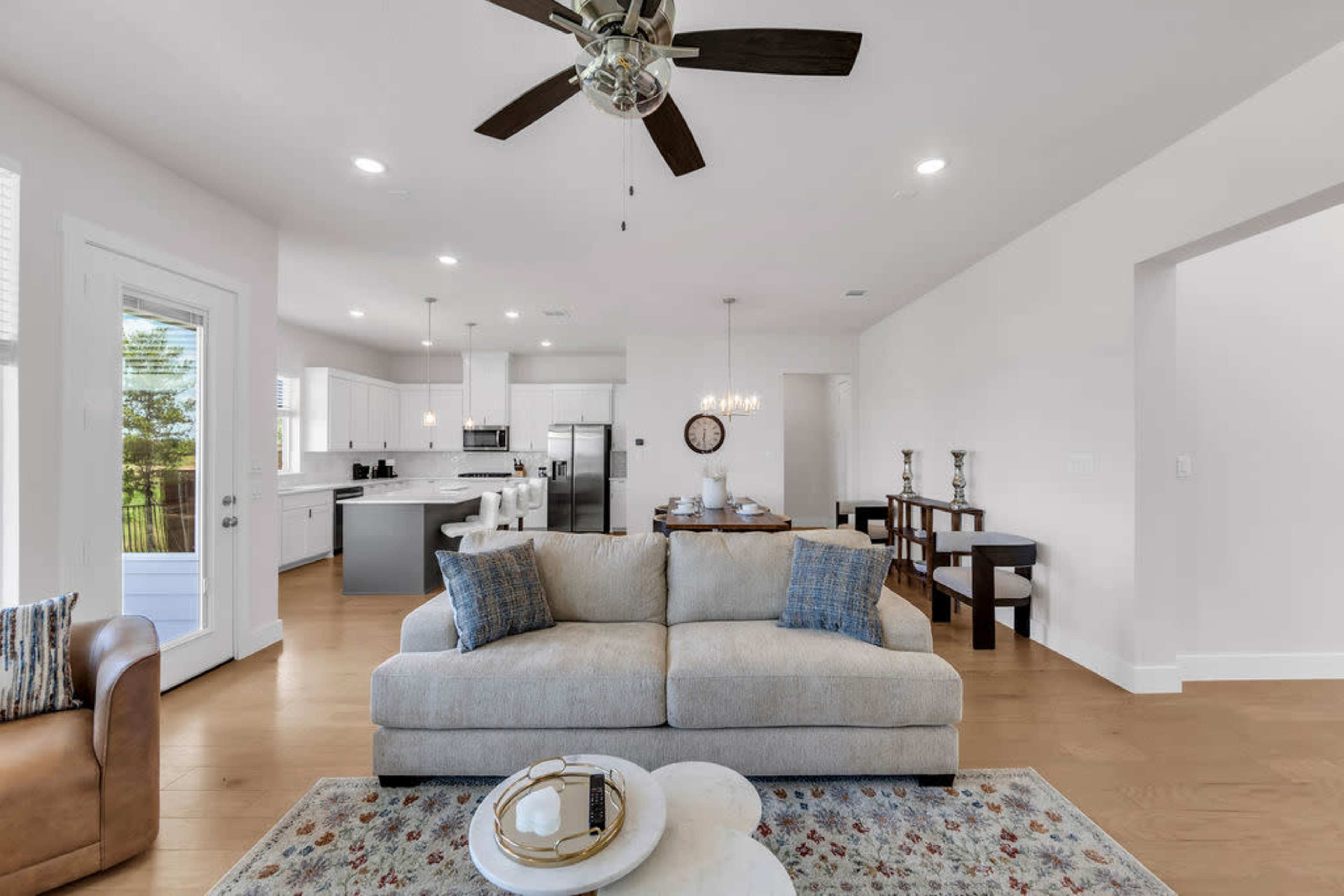 Luxury Light Filled Casa Image in Celina, celina, TX