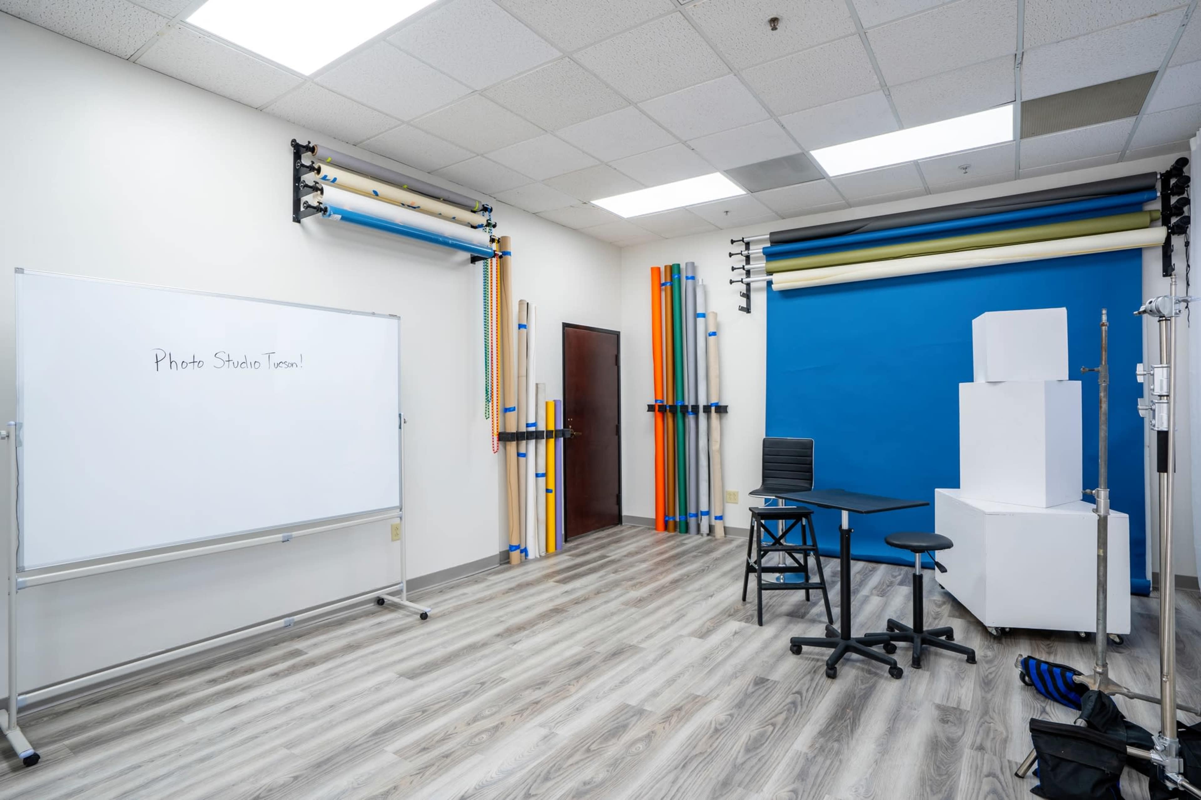 Natural light photo studio in the Broadway Tower Image in Colonia Allegre, Tucson, AZ