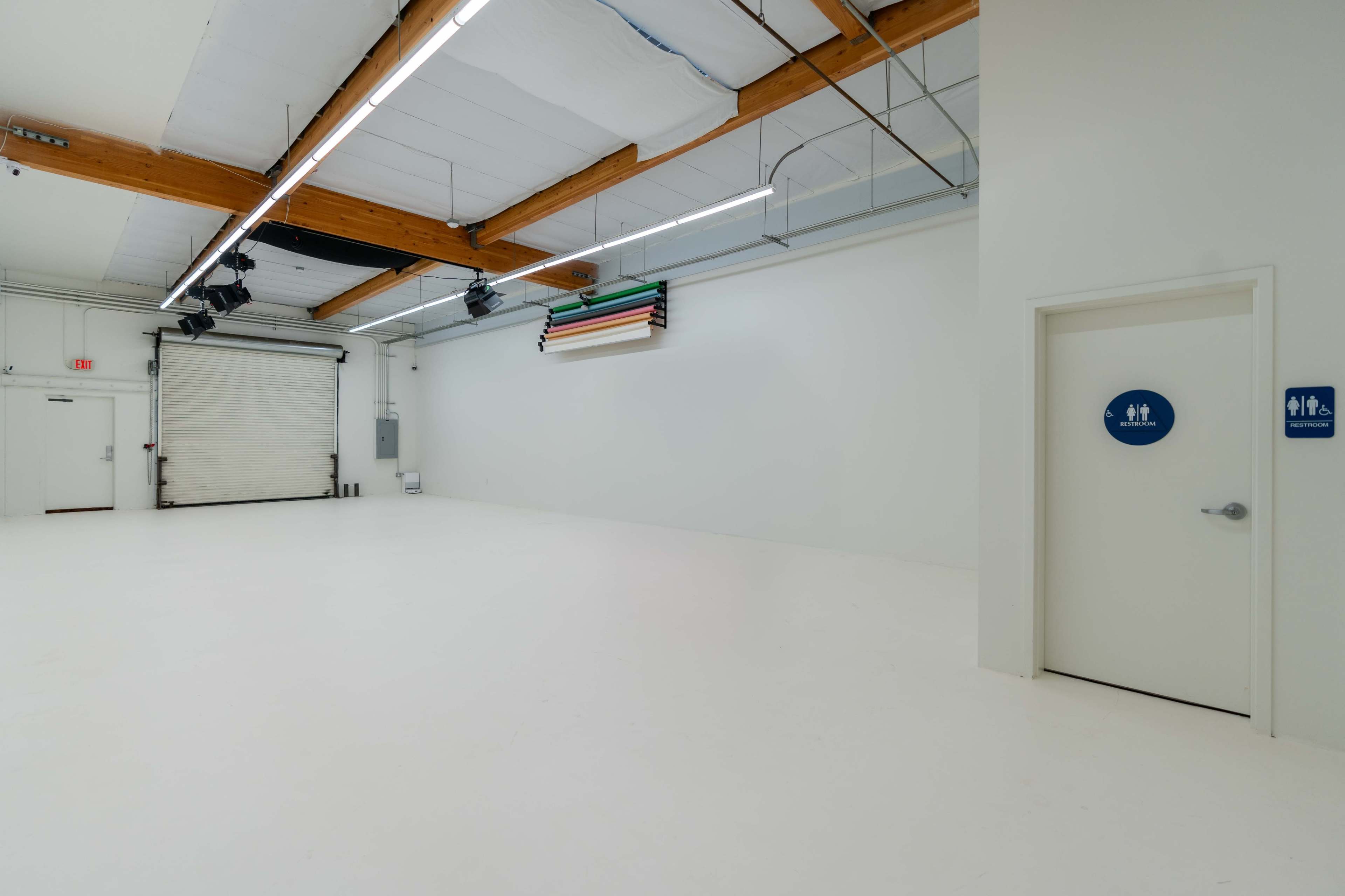 All White Flex Event Space in Anaheim Image in Platinum Triangle, ANAHEIM, CA