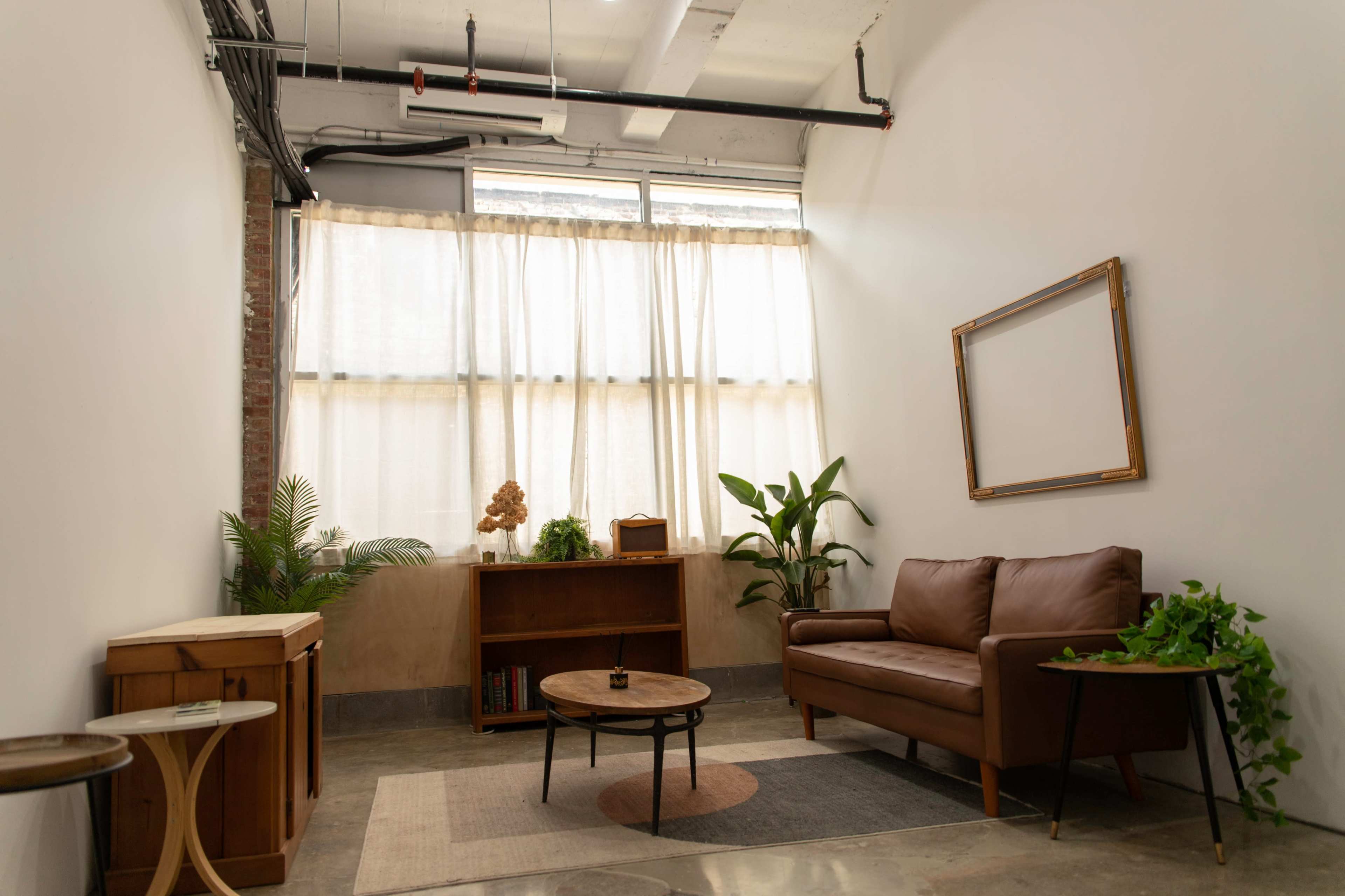 Mid Century Modern Video & Photo Space Image in Long Island City, Sunnyside, NY
