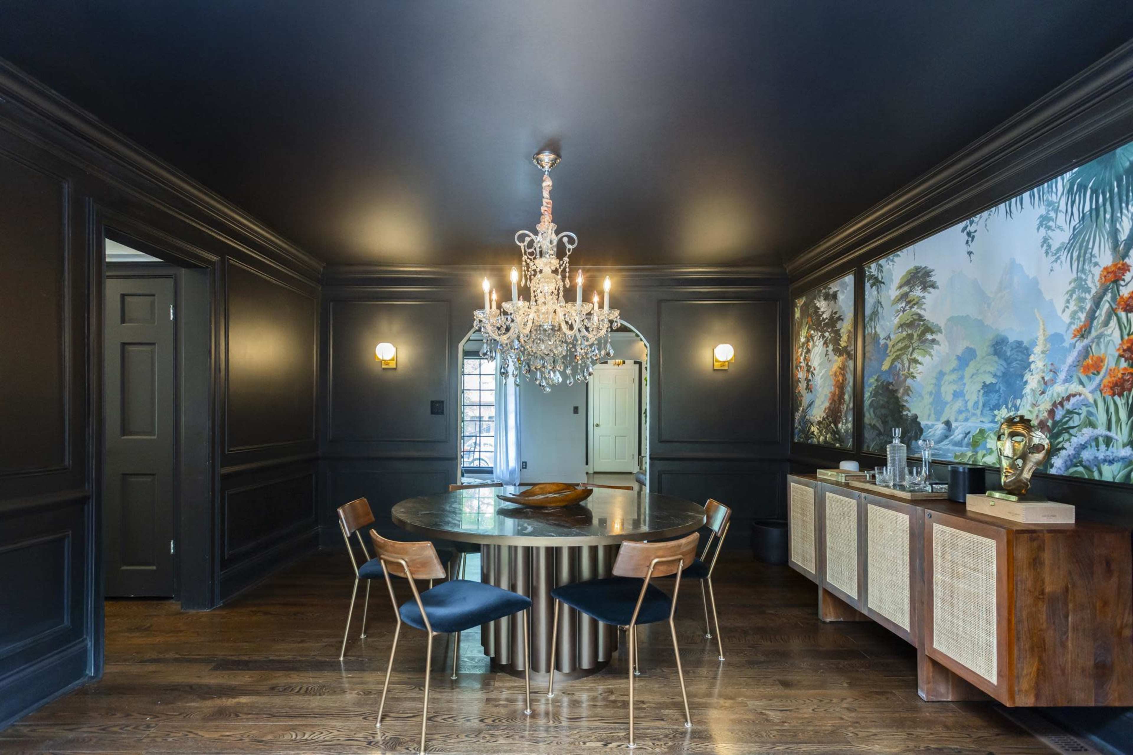 A Hidden Gem with Bold Style + Luxe Amenities Image in Lombardy, Nashville, TN