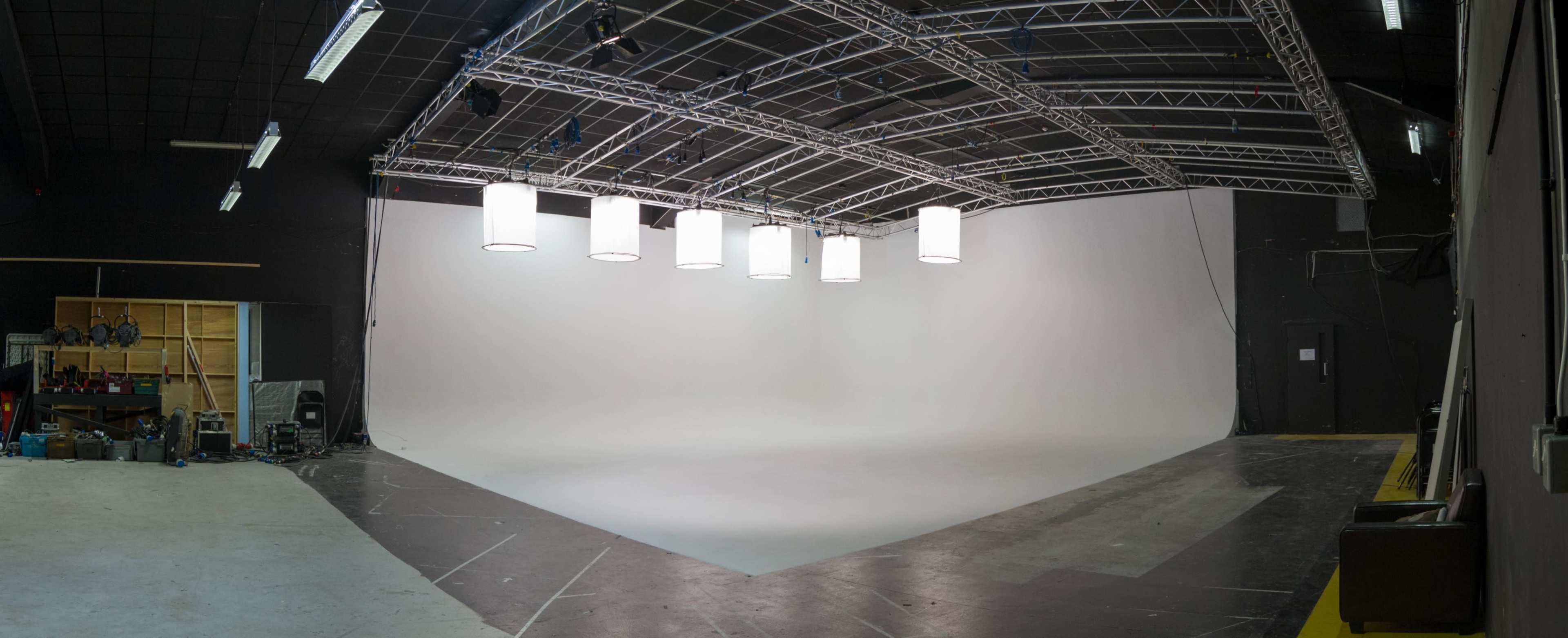 Premium 3,500 Sq Ft Studio in Central London – Ideal for Film & TV Image in Lambeth, London, ENG