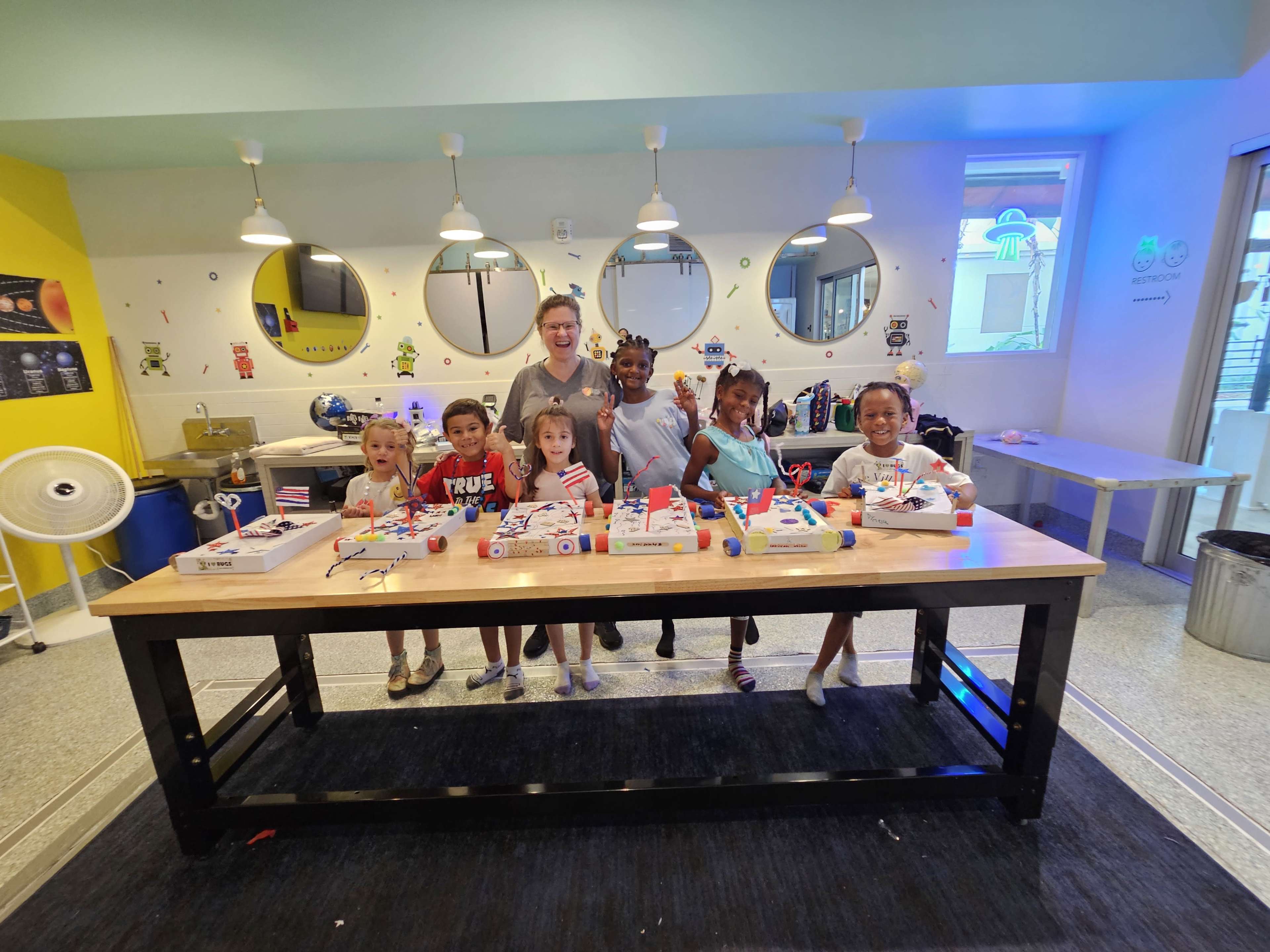 Bright STEM Room with 60" TV, Sink & Creative Energy — Perfect for Classes, Workshops, or Kids’ Learning Events Image in University Drive, Coral Springs, FL