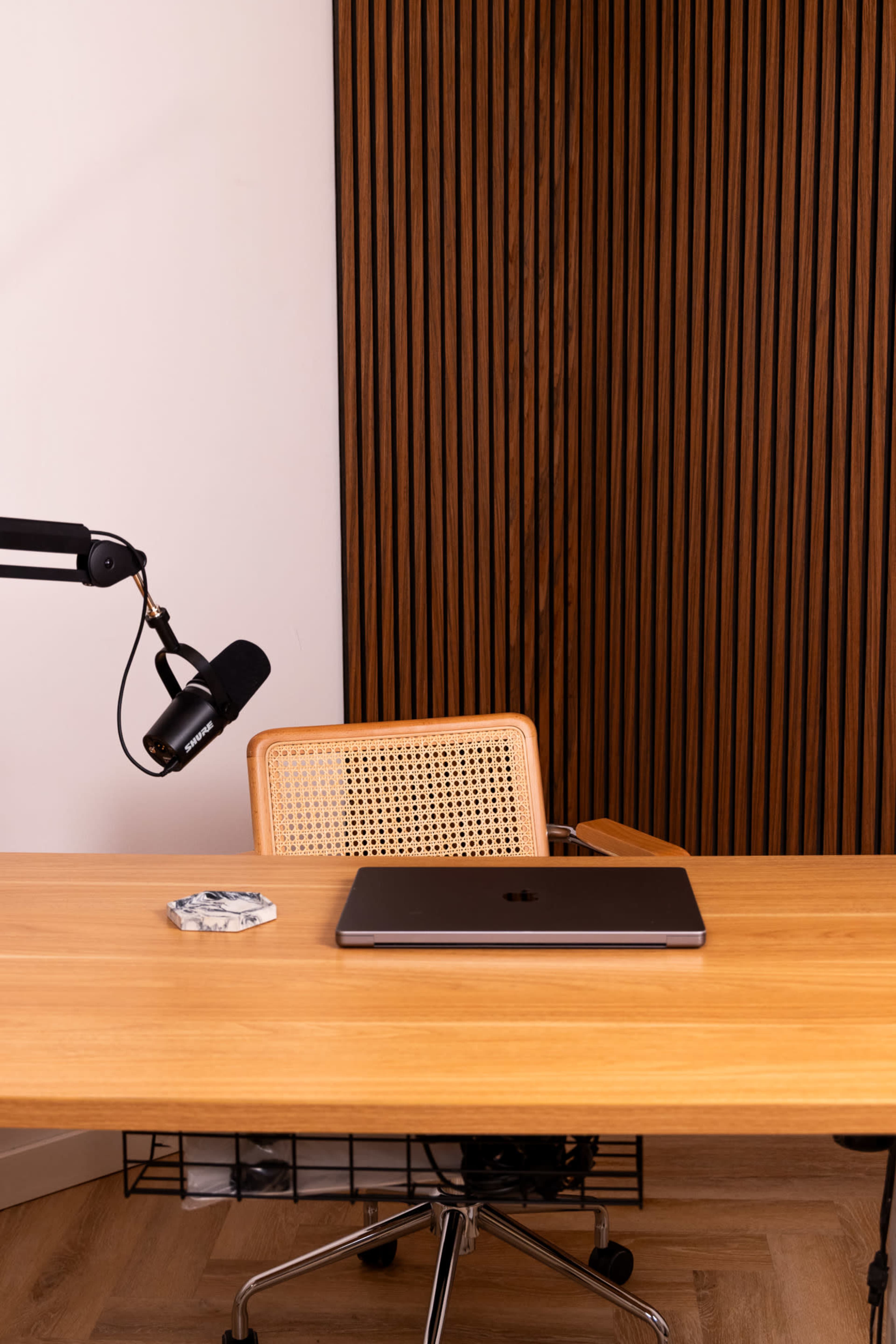 Affordable 1-2 Host Podcast/YouTube Filming Space Image in Astoria, New York, NY