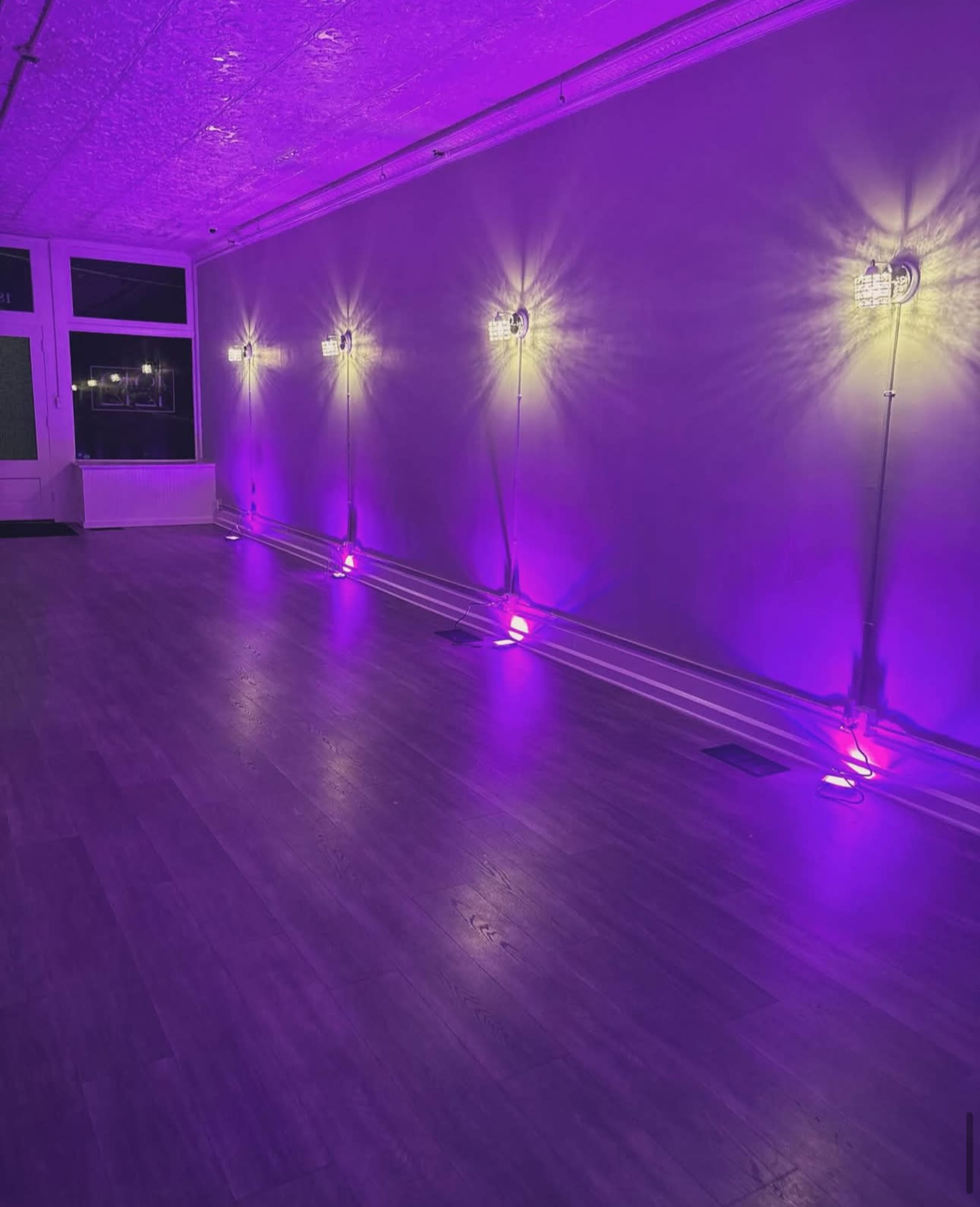 Chic Intimate Event Space Image in Ferguson Township, Ferguson, MO