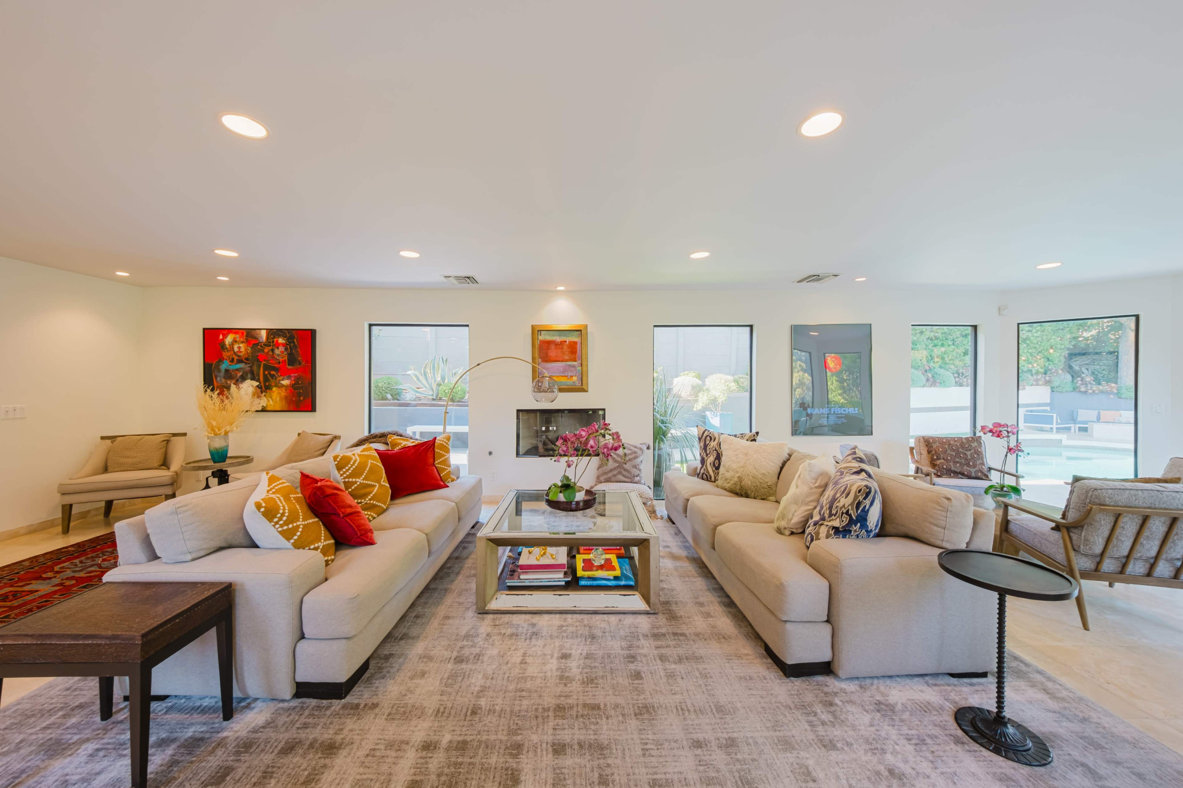 MODERN OASIS WITH ARTISTIC TOUCHES Image in Beverly Crest, Beverly Hills, CA