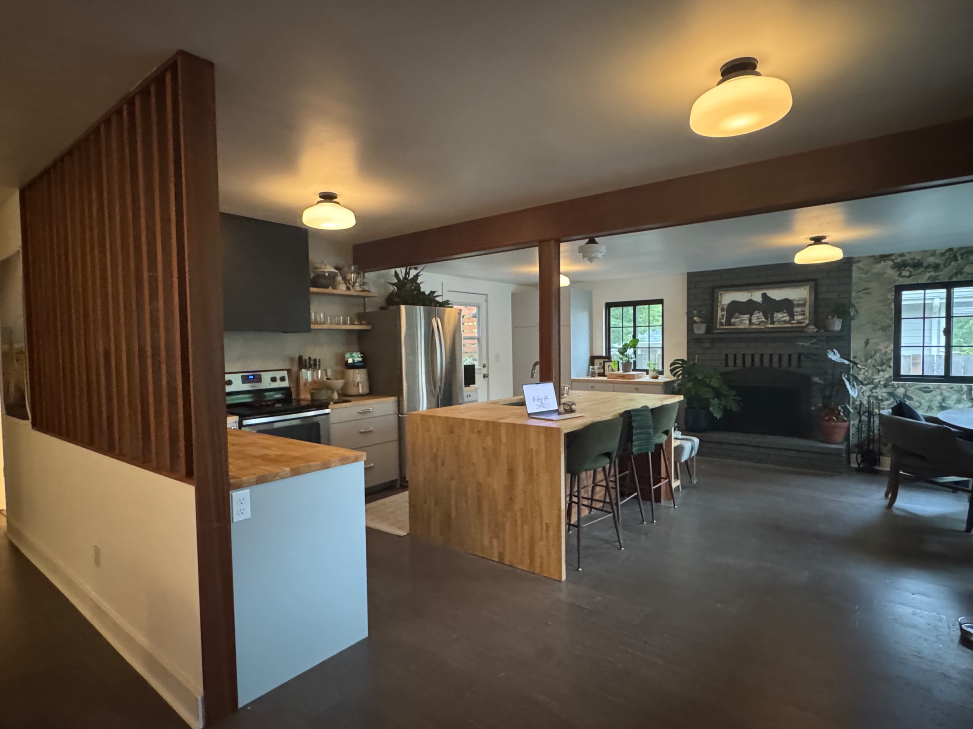 Mid - Century Bungalow Image in Southeast Portland, Portland, OR