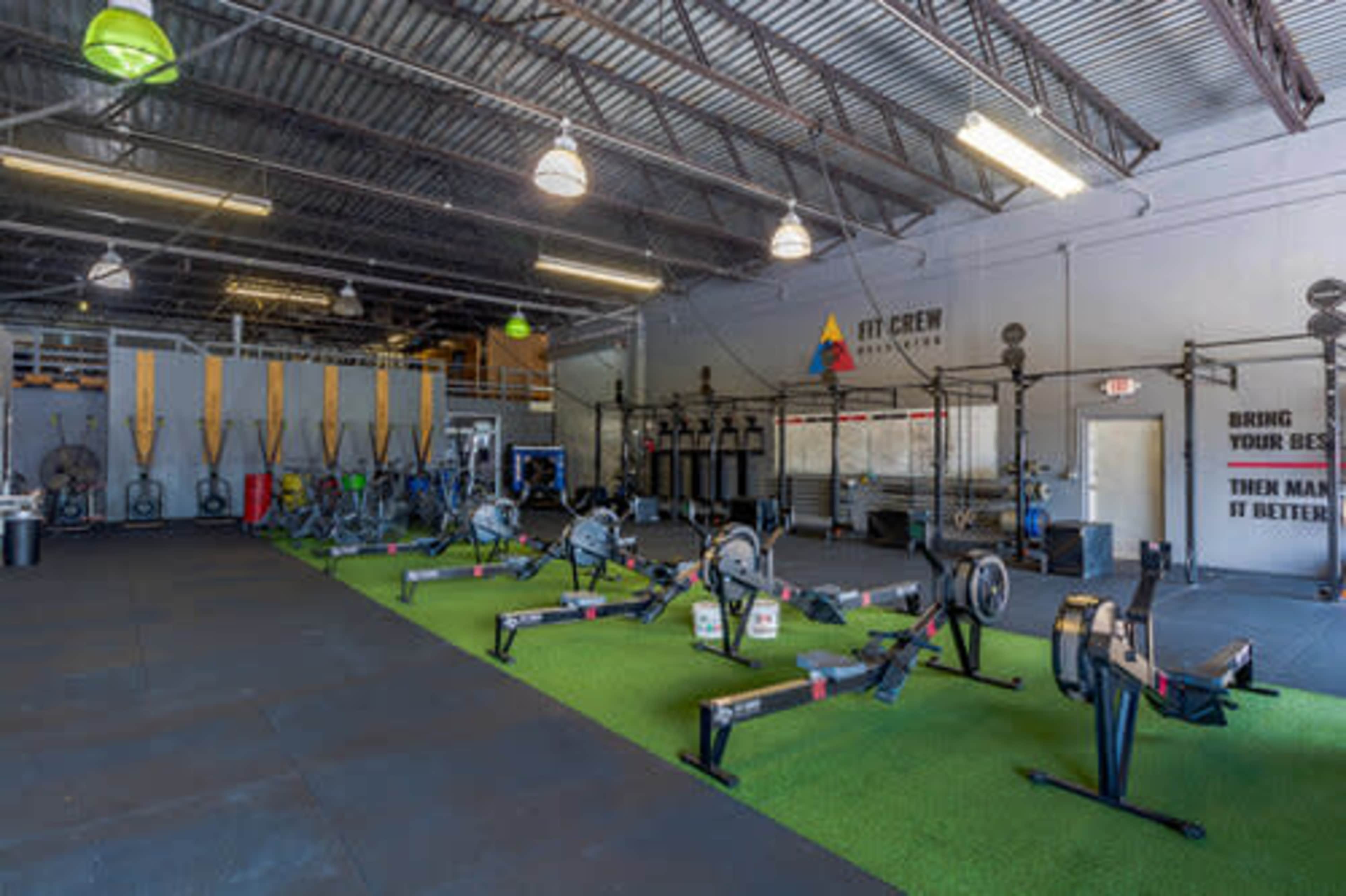 A Radiant Urban Warehouse Image in Bradenton, Bradenton, FL