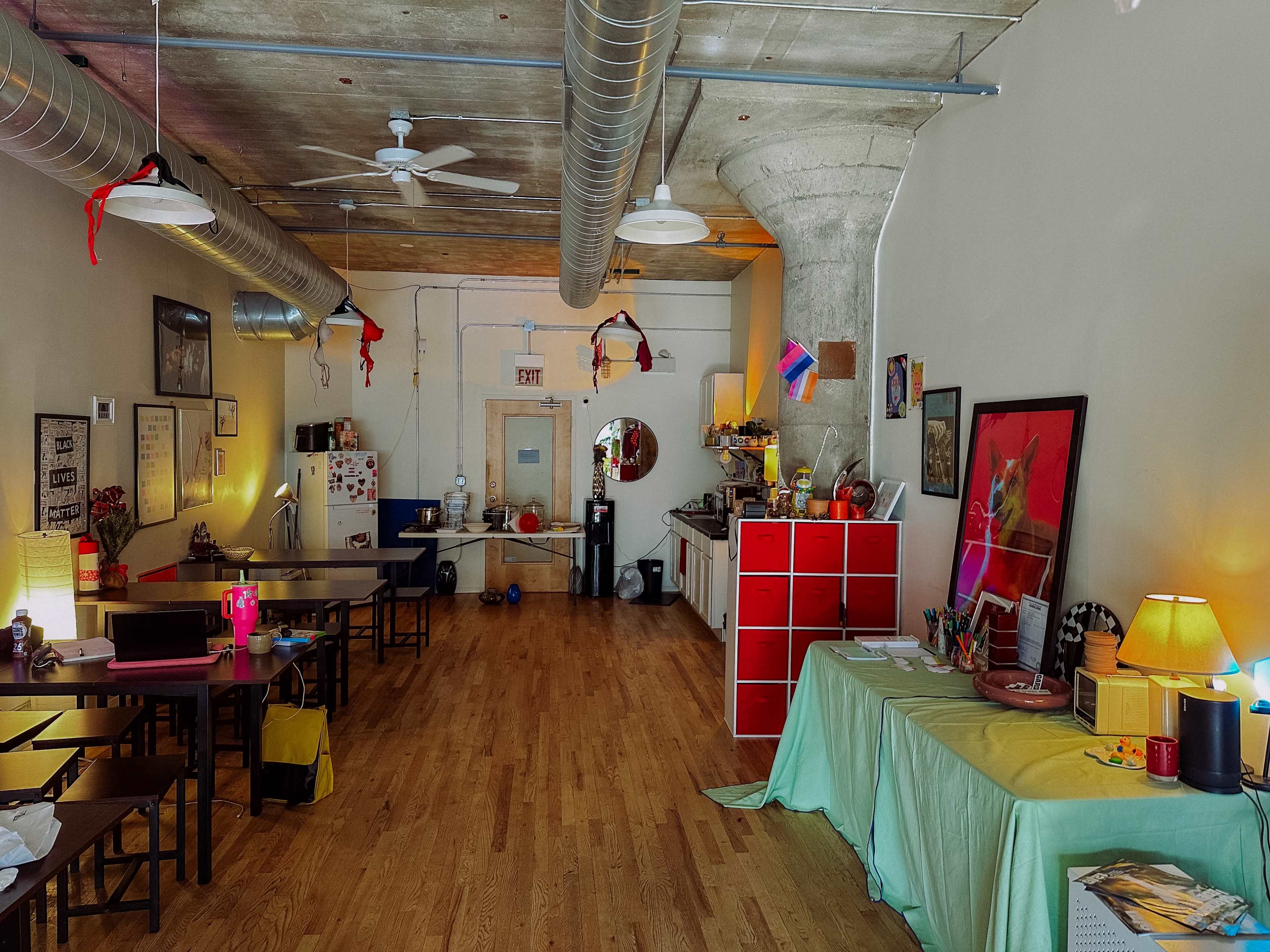 Colorful Sunlit Studio and Workspace in Ravenswood Image in Uptown, Chicago, IL