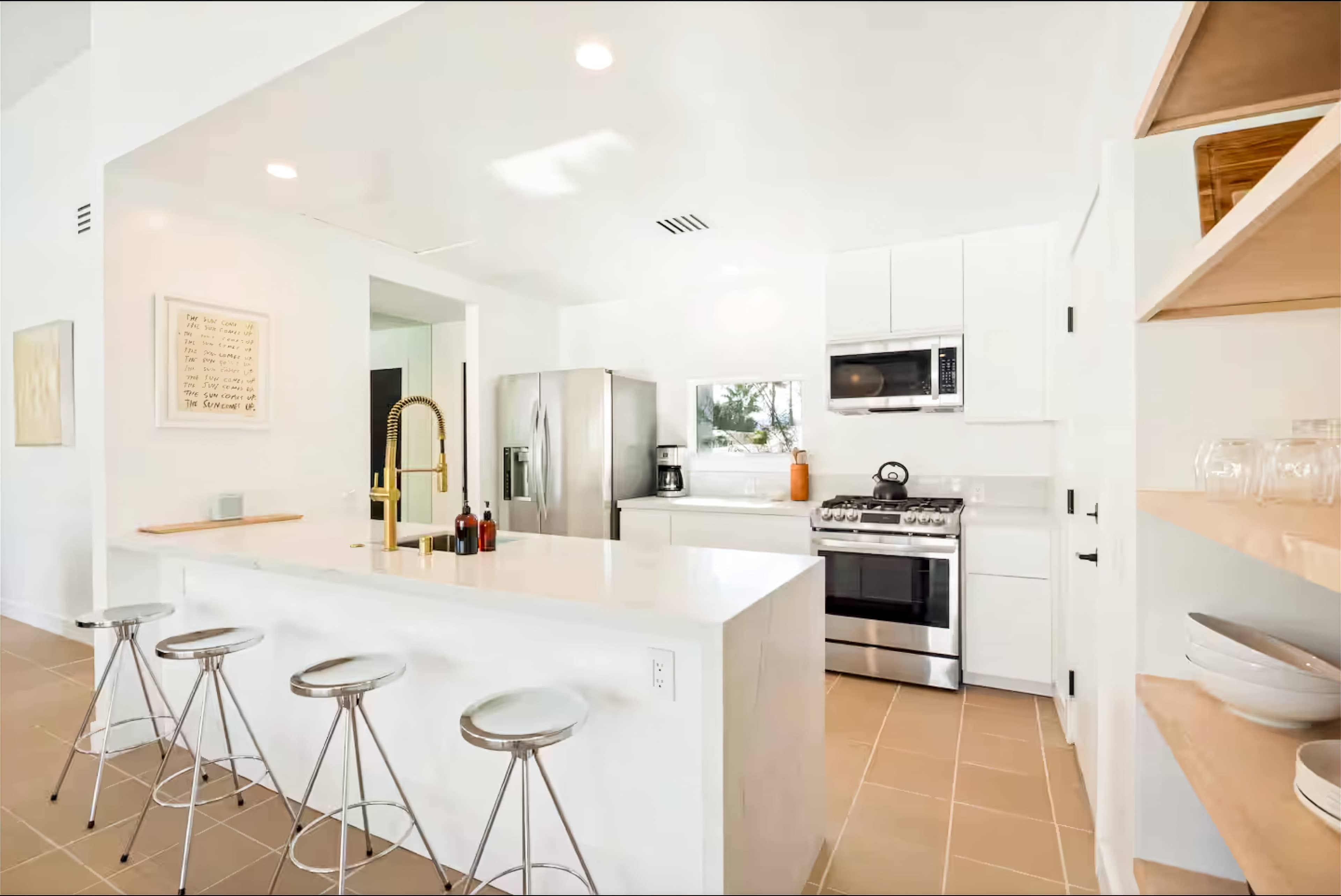 Stylish Urban Home — Ideal for Photo, Video & Creative Productions Image in Palm Springs, Palm Springs, CA