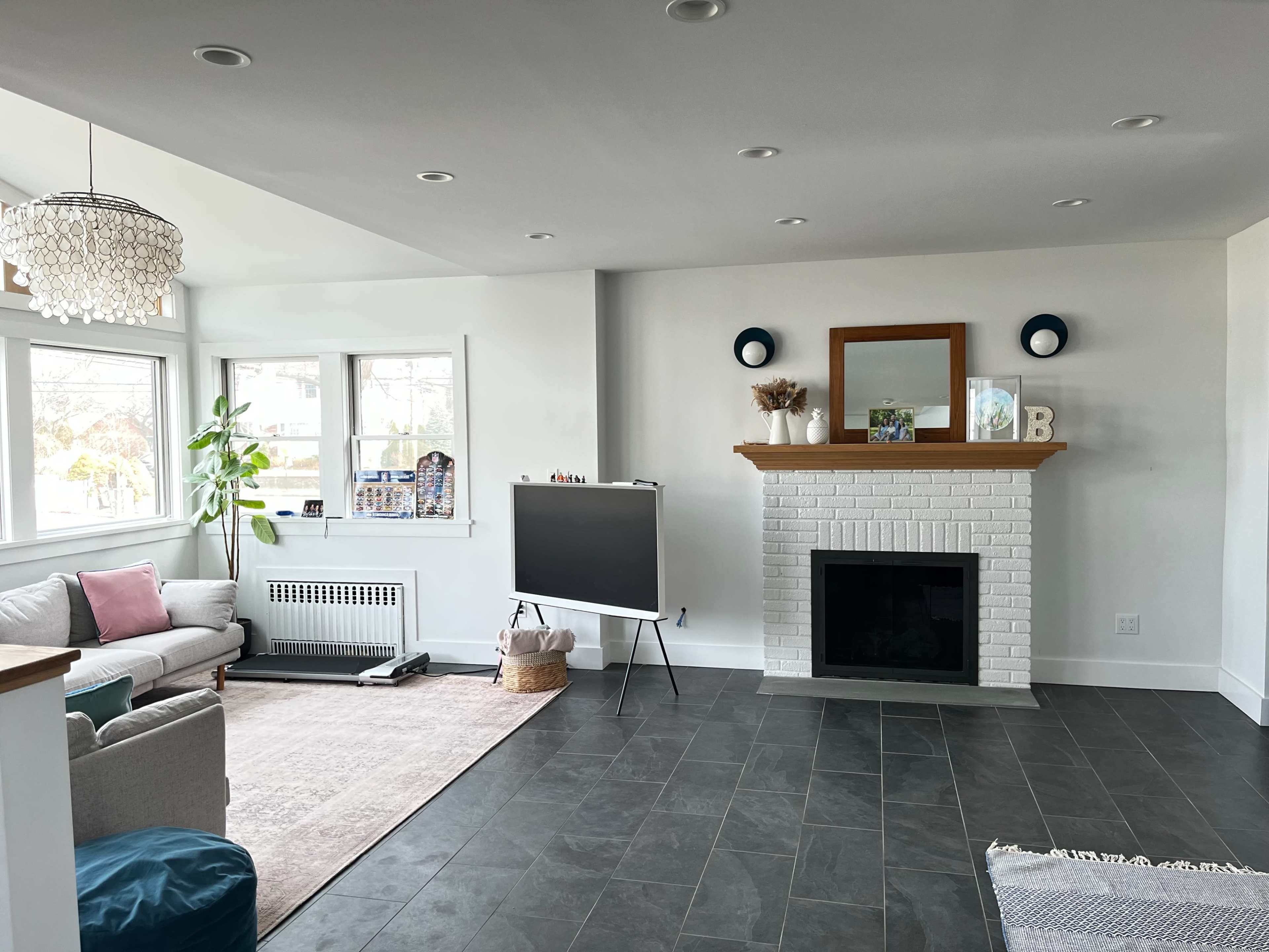 Modern Day Suburban Home Image in Hempstead, Rockville Centre, NY