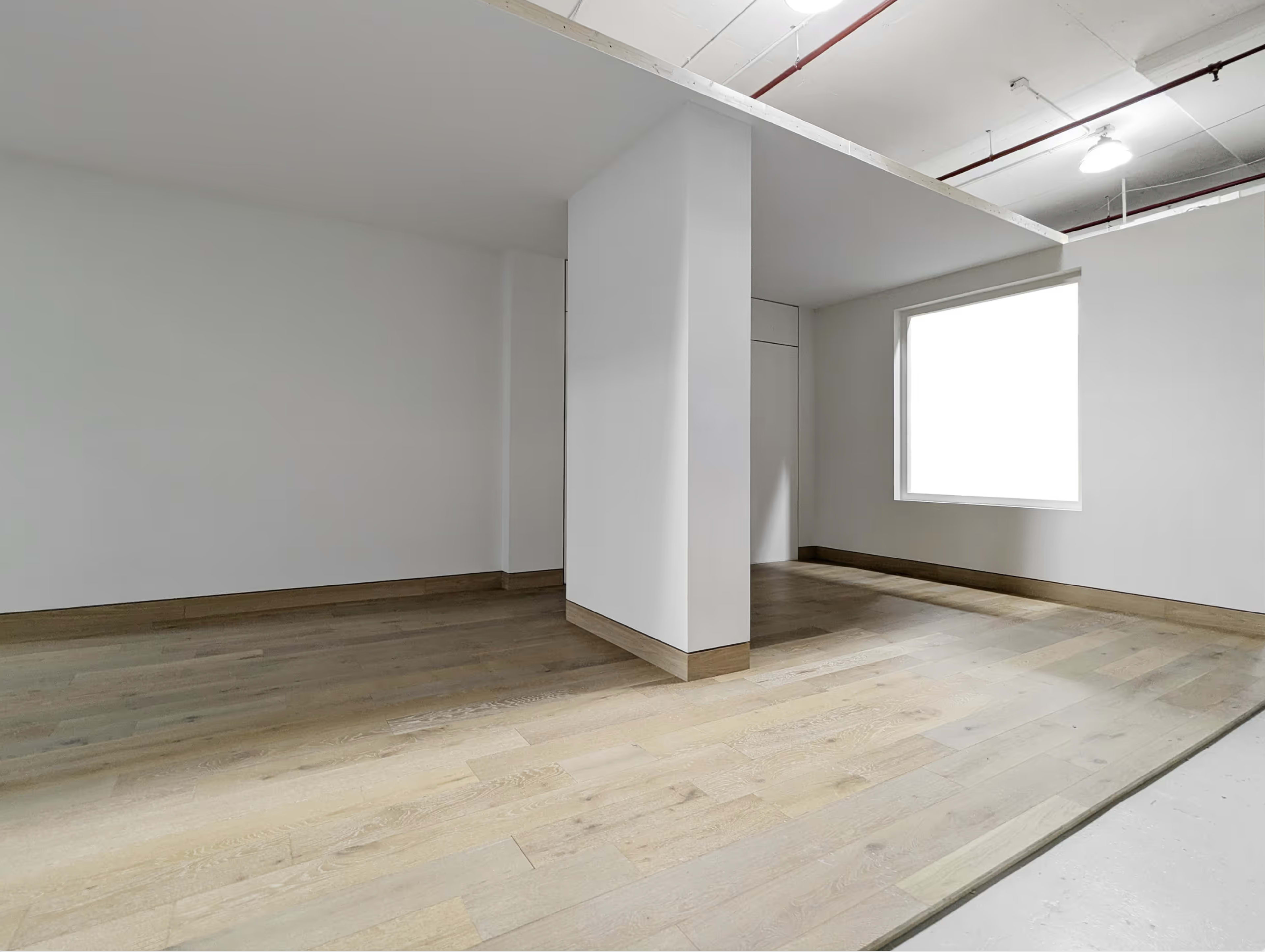 Pre-Built Set in Studio: Modern Apartment Image in Long Island City, Long Island City, NY