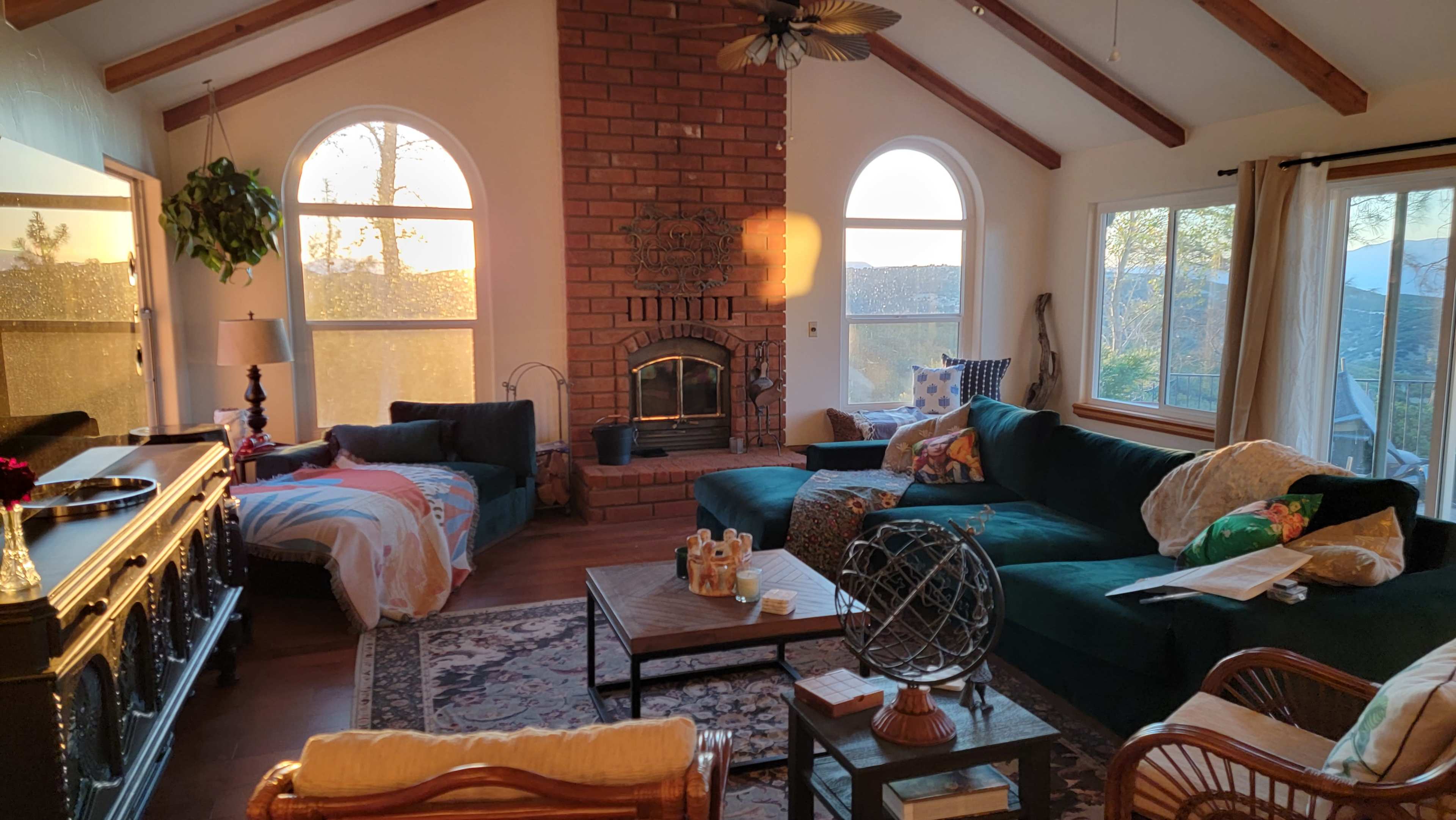 Makerspace Hideout - Private Retreat on 100+ Acres Image in , Lake Hughes, CA