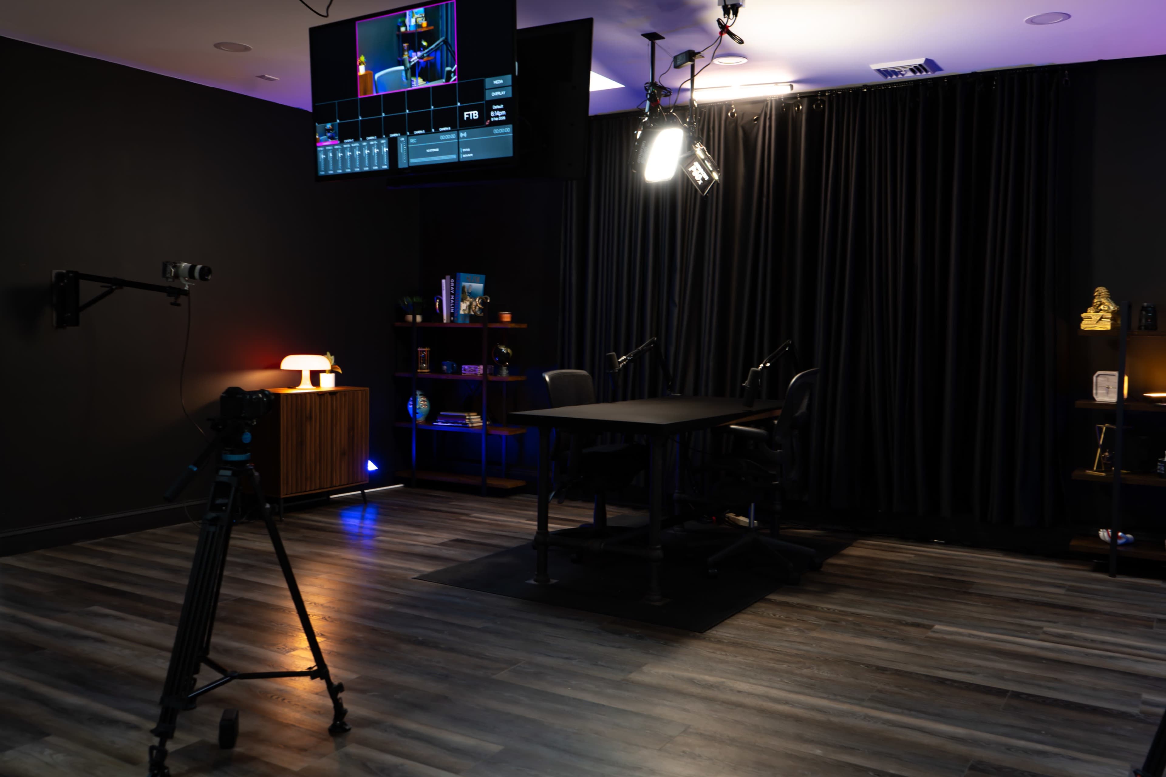 Podcast Studio for Influencer Interviews Image in Hyde Park, Hyde Park, NY