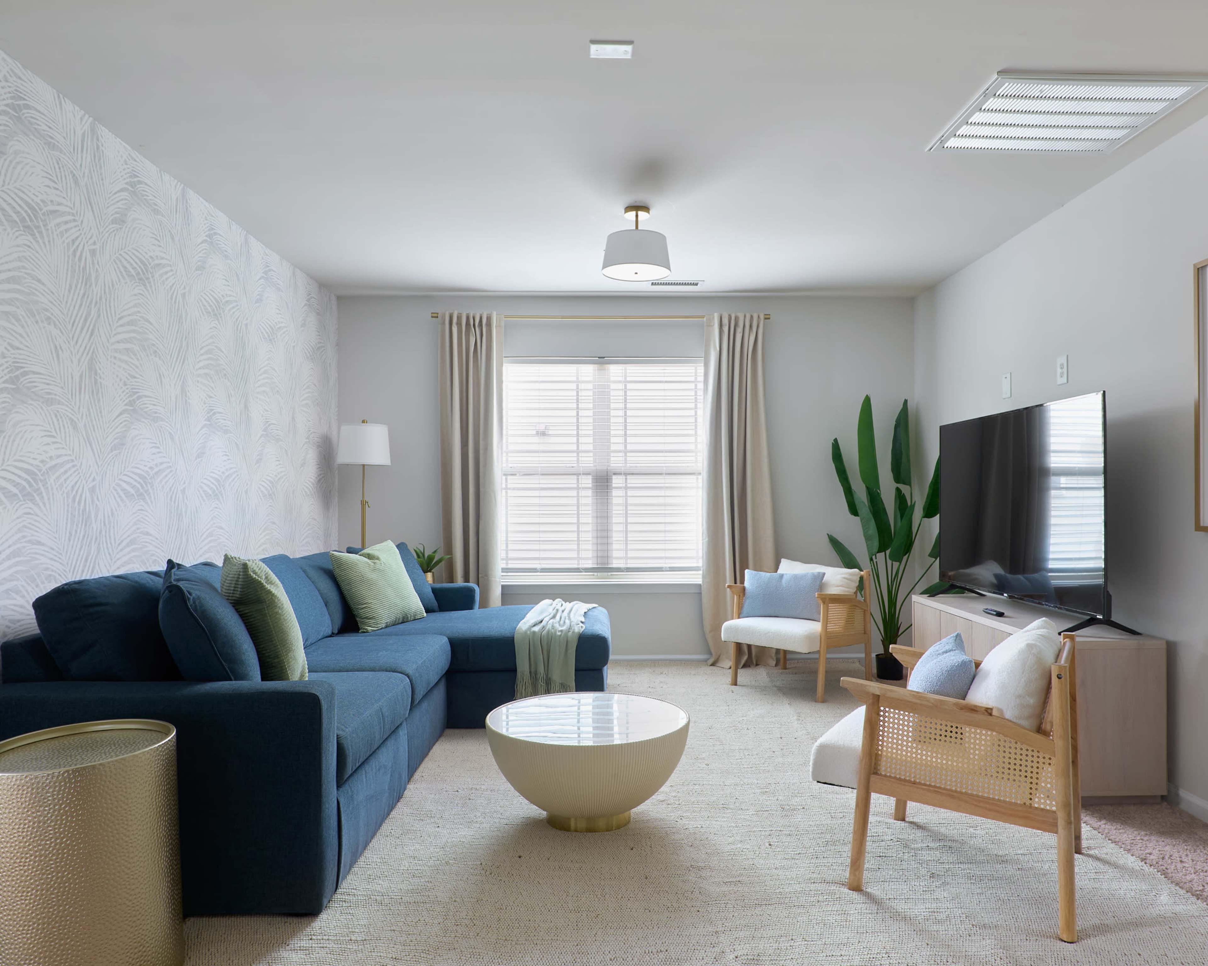 Luxury Retreat for Families + Corporate Image in Newell, Charlotte, NC