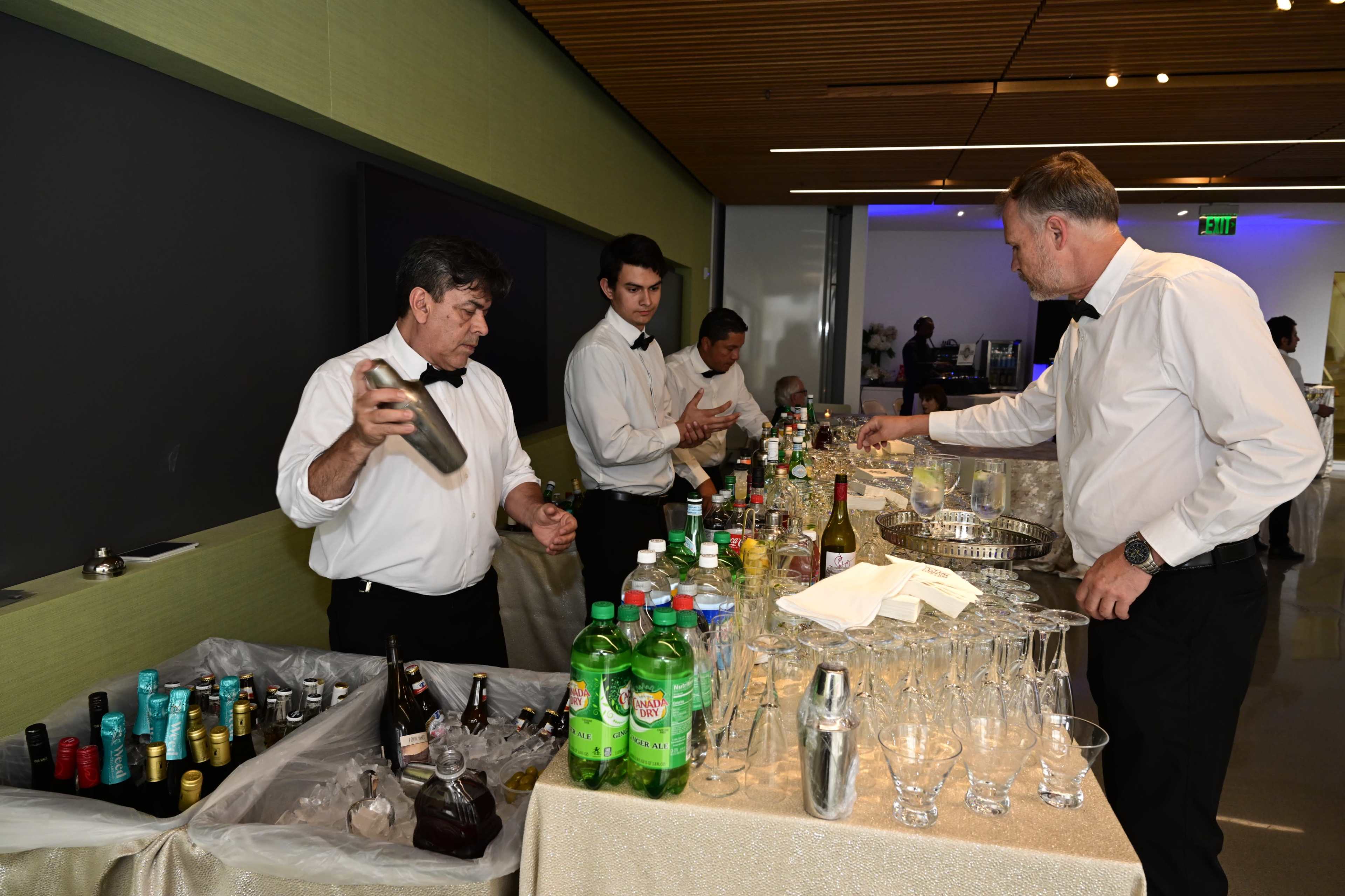 Multipurpose Space with three large screens and built in sound system Image in Northwest Washington, WASHINGTON, DC