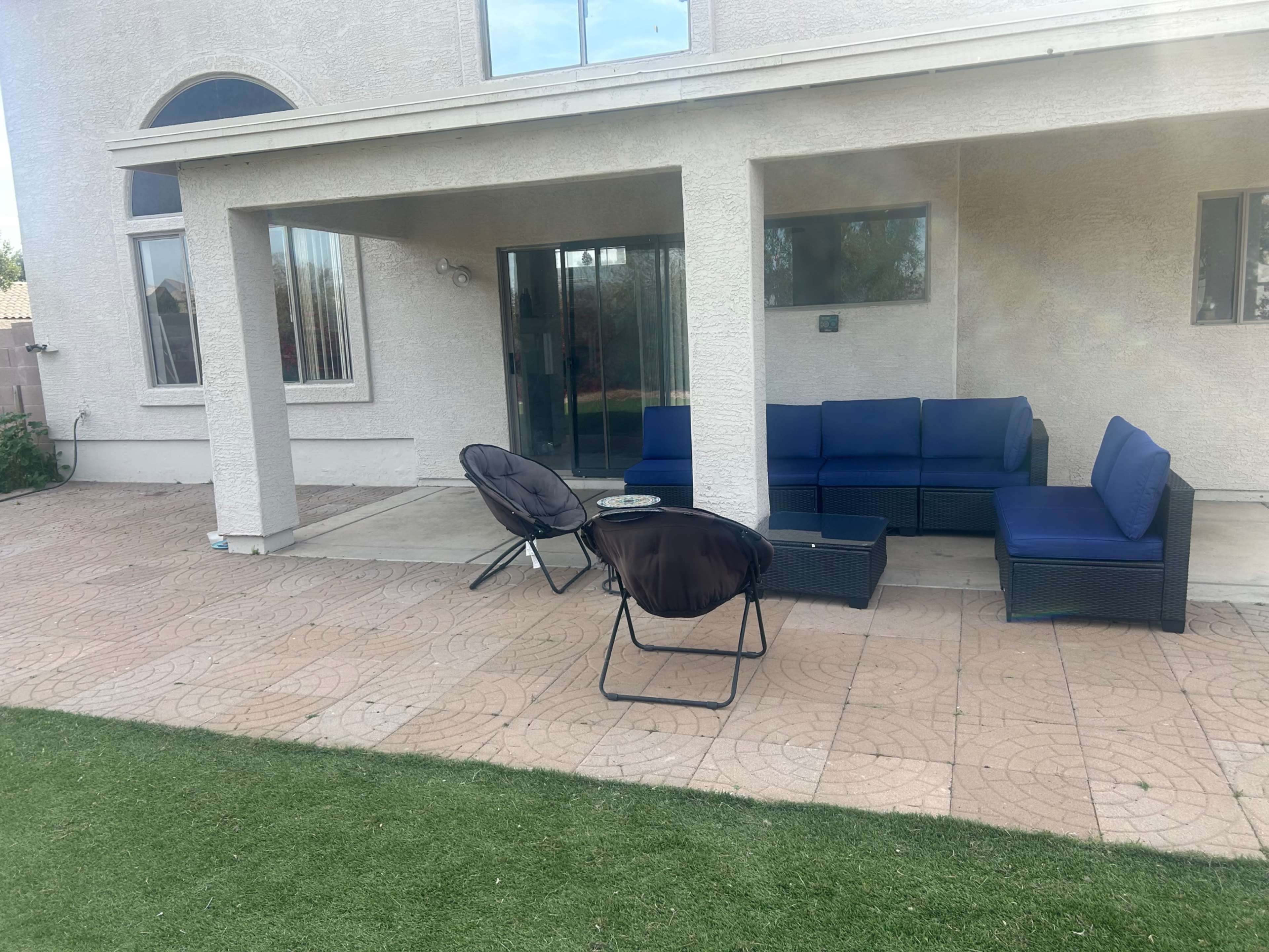 Serene Outdoor Sanctuary with Marble Kitchen in Glendale Image in Cobblefield HOA, Glendale, AZ