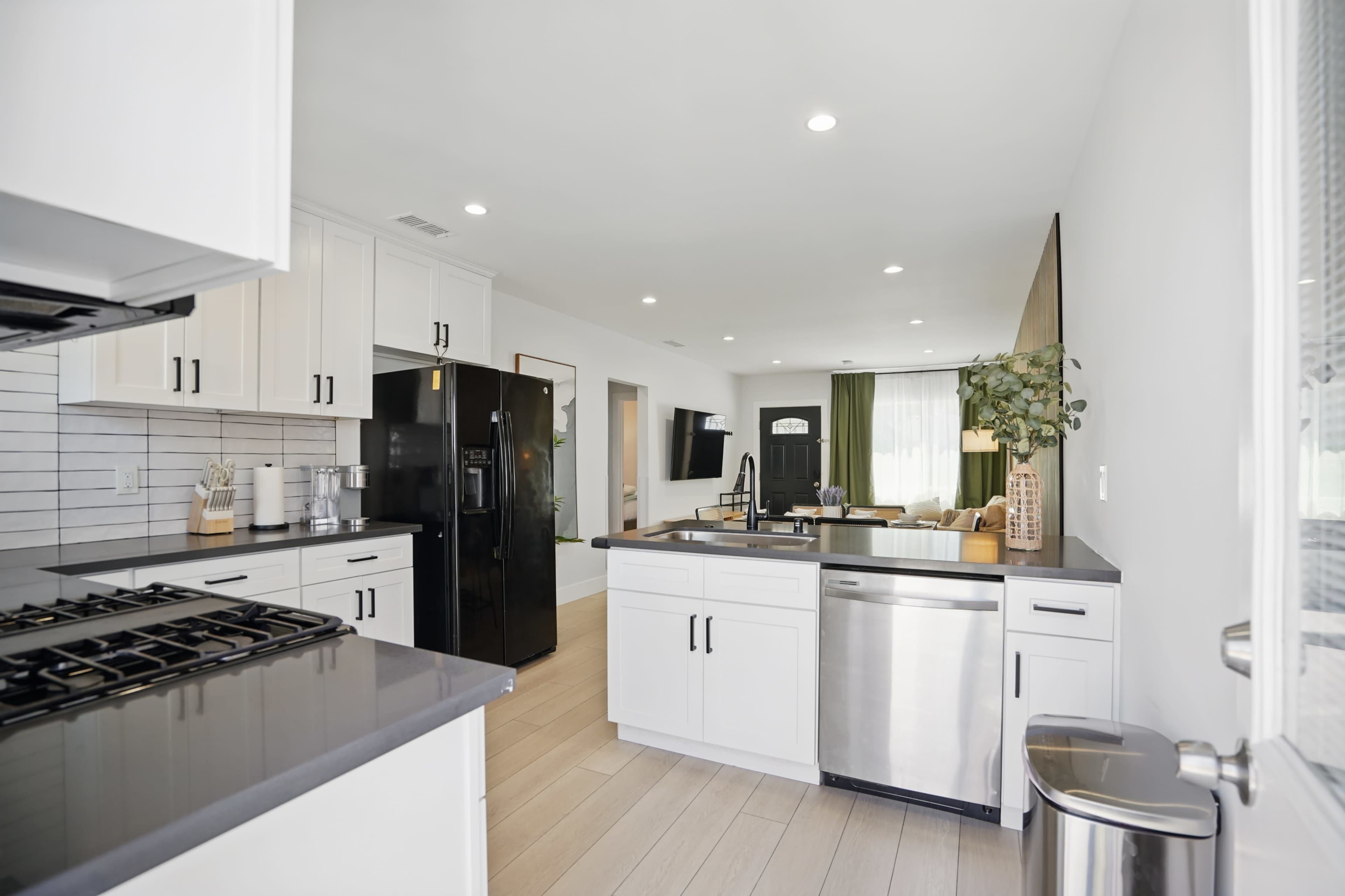 Beautiful House in North Hollywood/SFV Image in North Hollywood, North Hollywood, CA