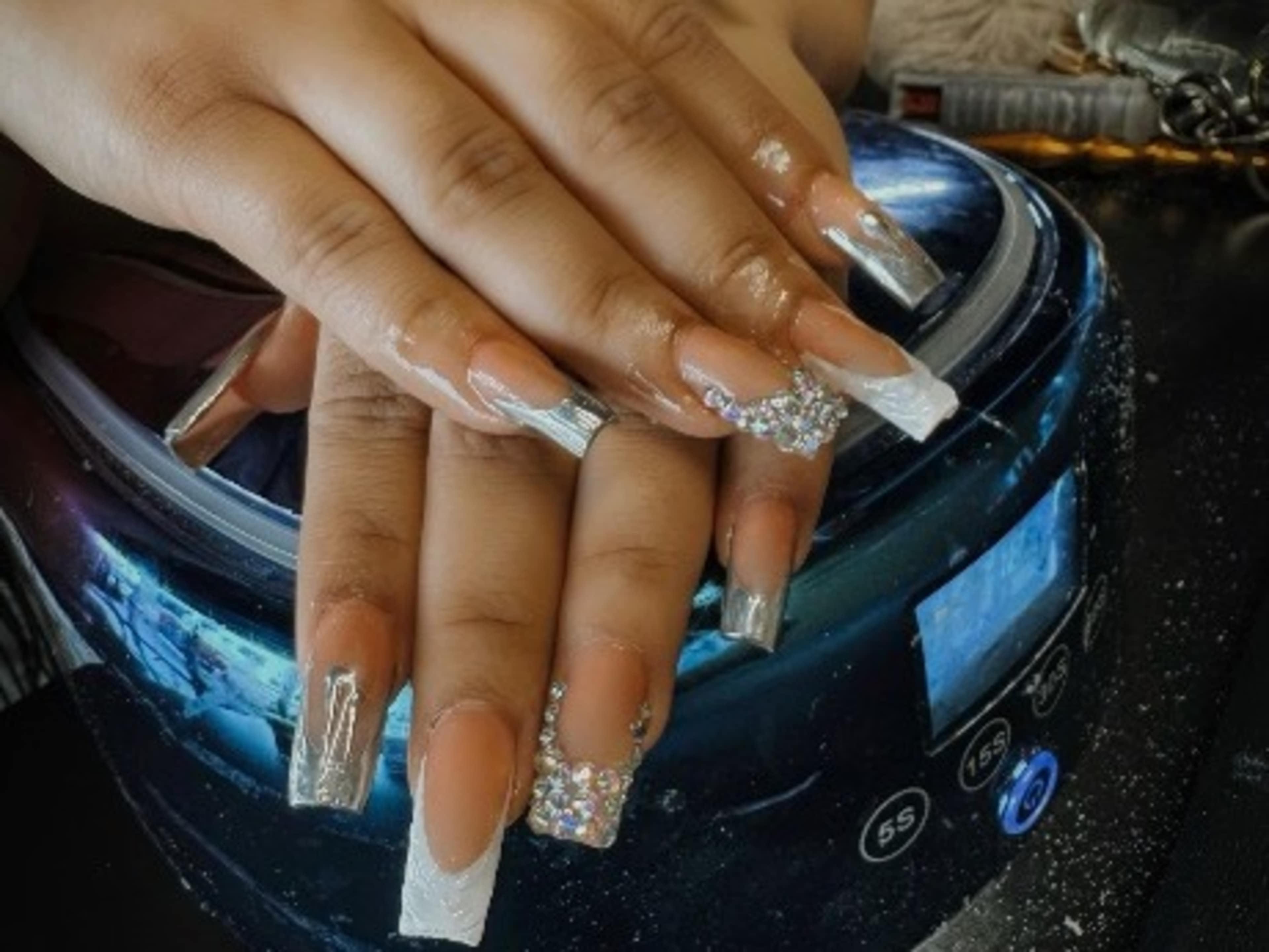 Nail Services 
