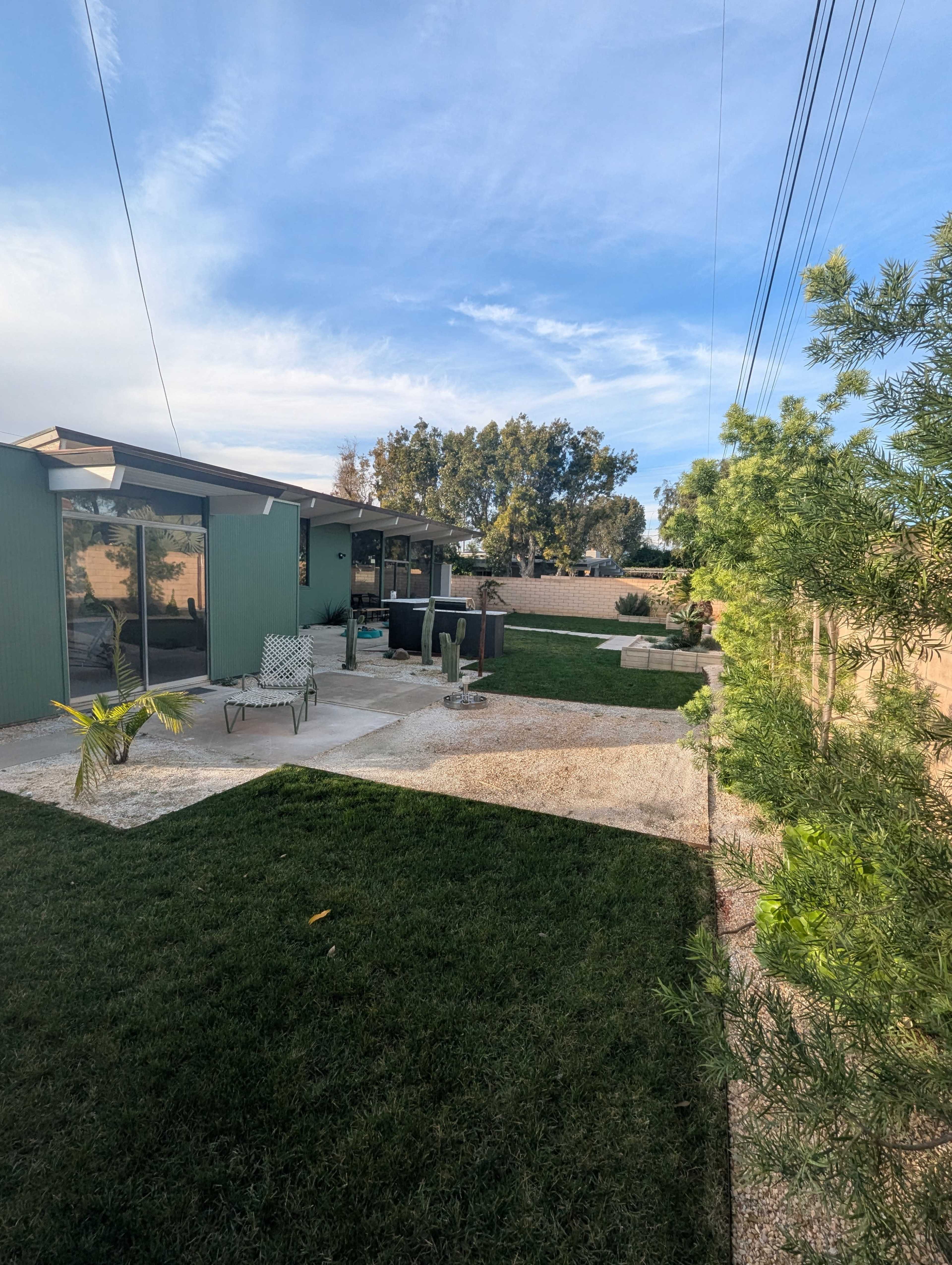 Sun-Filled 1960s Eichler | Iconic California Mid-Century Image in Orange, Orange, CA