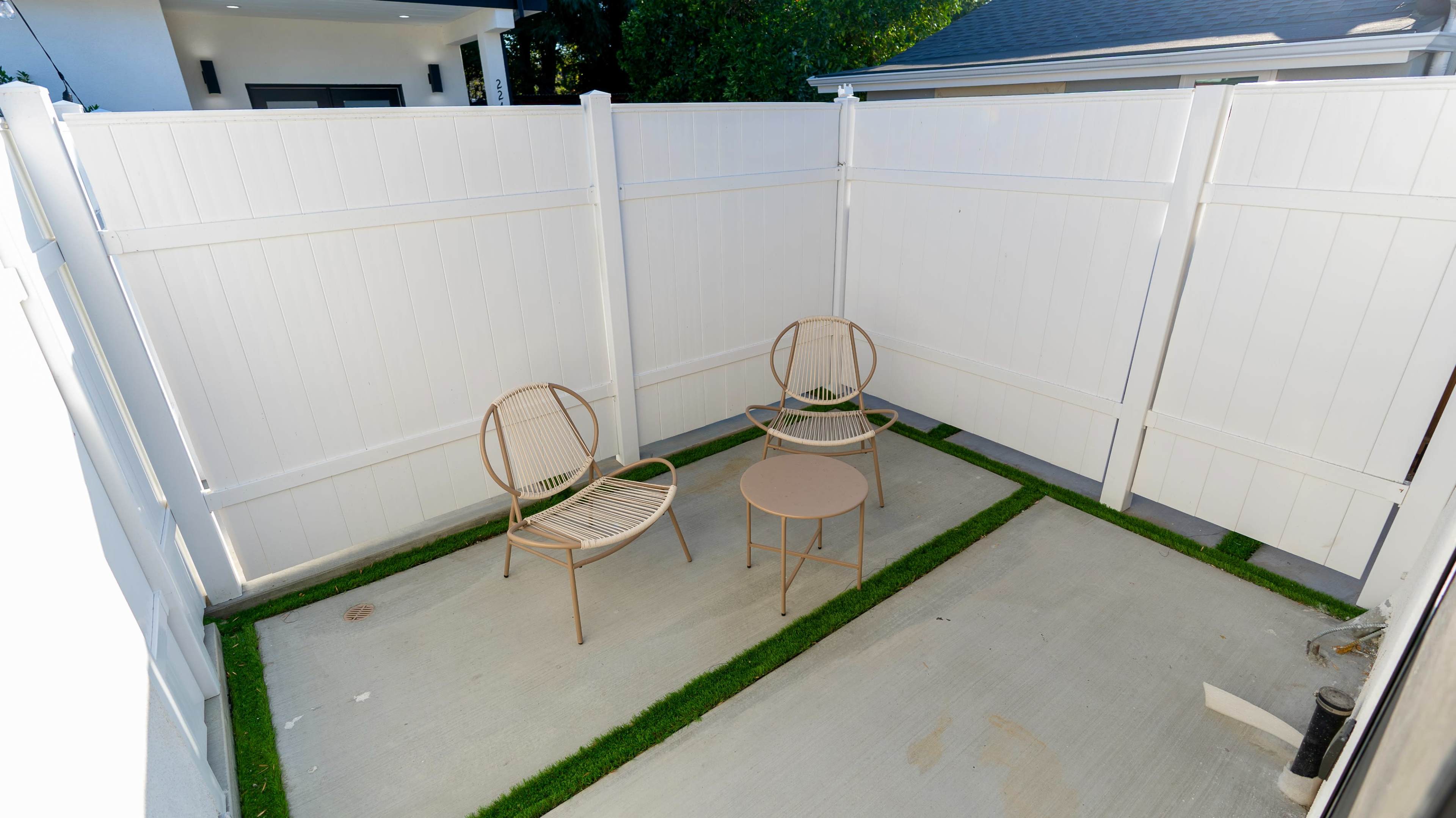 Modern Podcast & TikTok Content Studio Image in Woodland Hills, Woodland Hills, CA