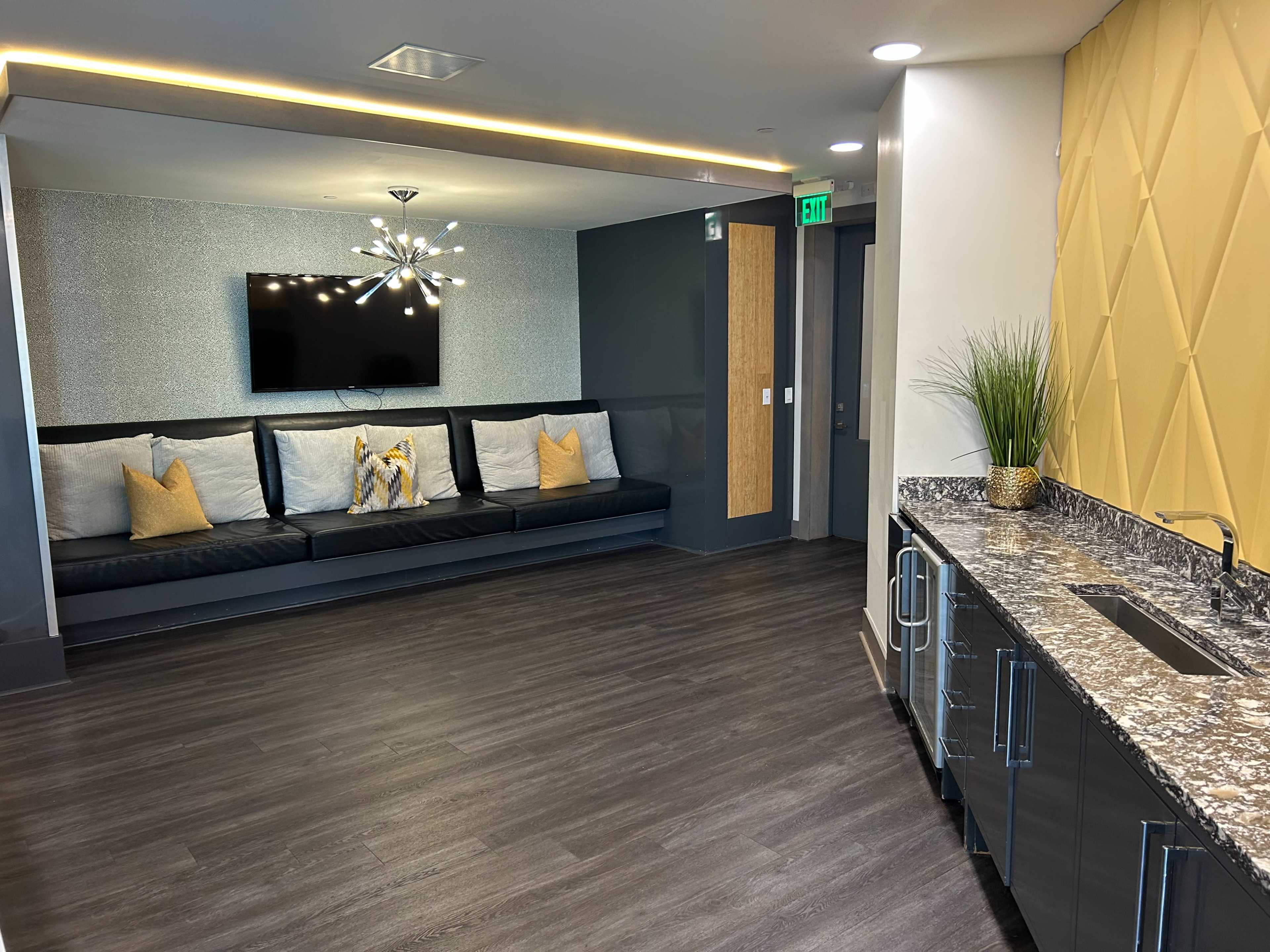Clubhouse Image in Westshore, Tampa, FL
