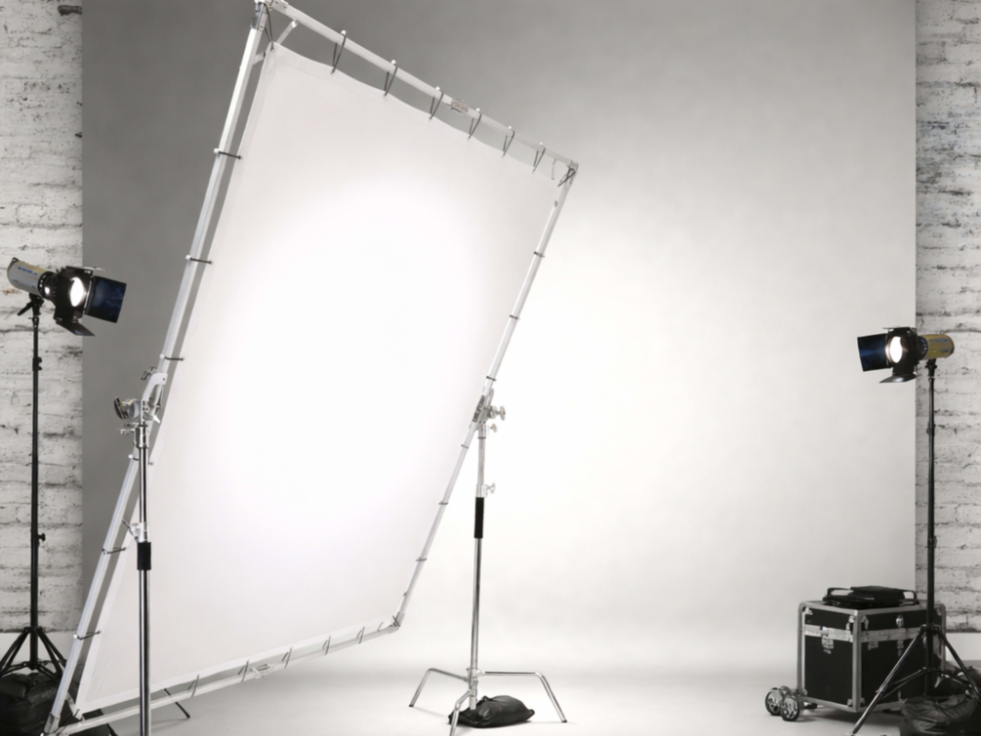 8x8 frame with diffusion