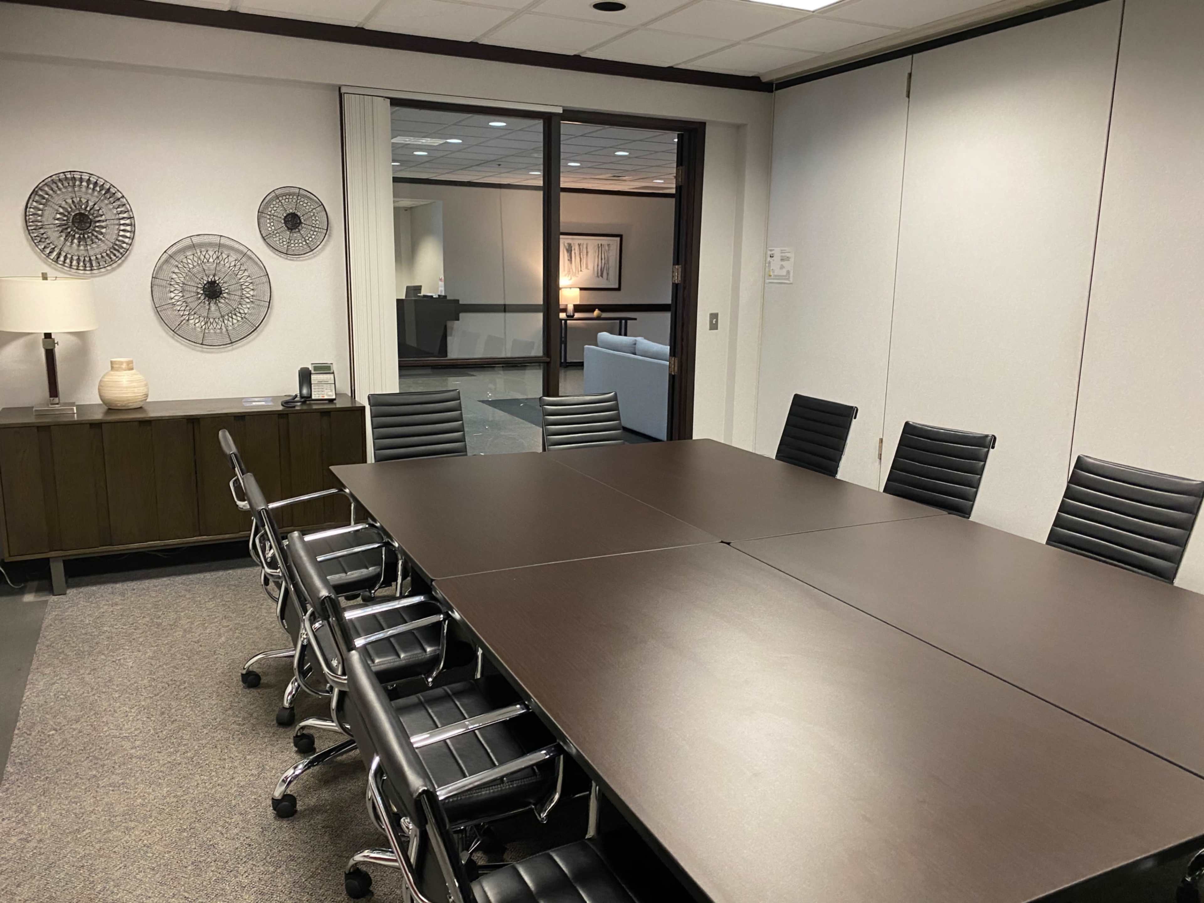 Contemporary Conference Room - Troy, MI - 12 People Image in , Troy, MI