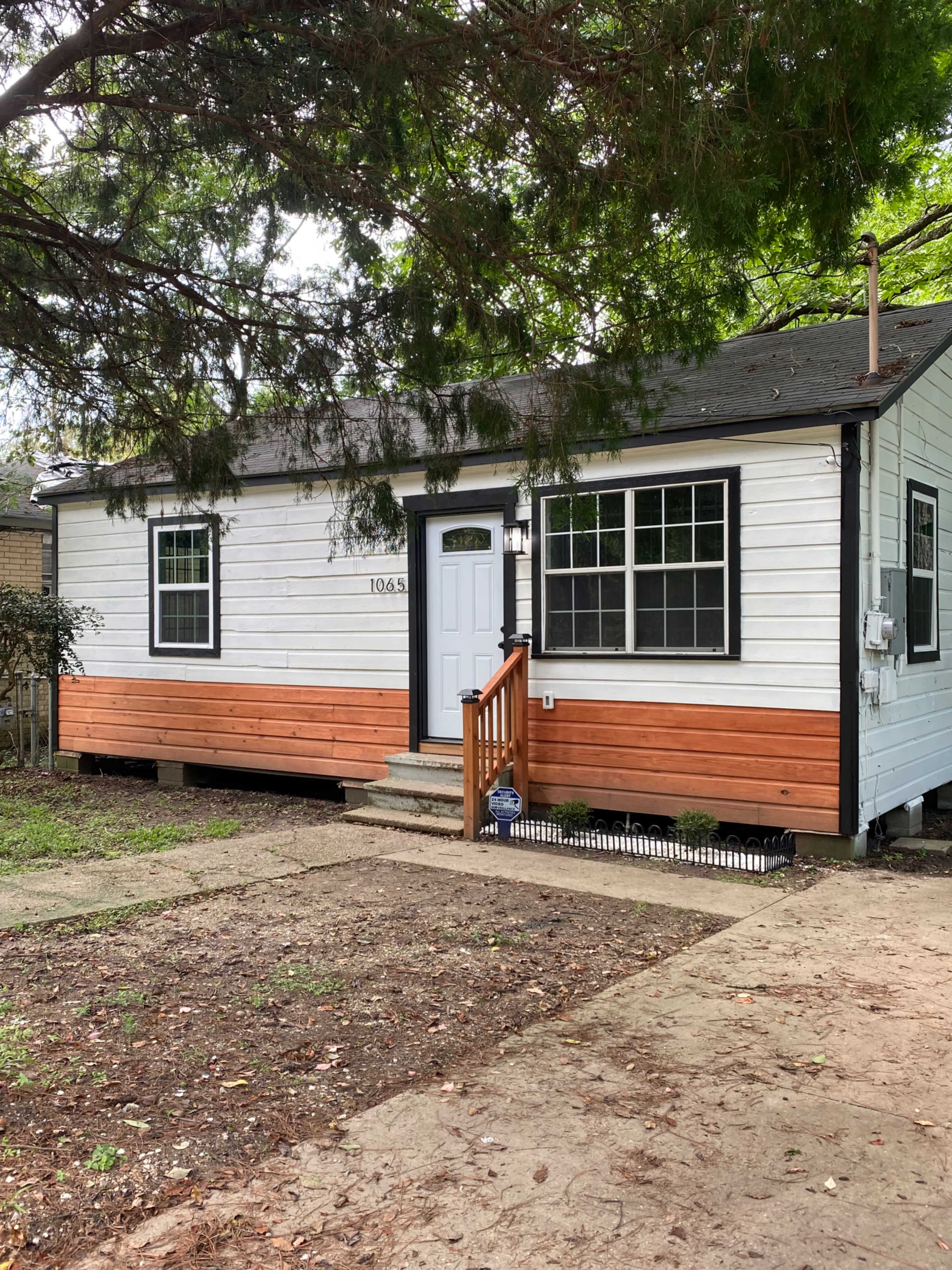 The Modern Cozy Cottage Image in Scotlandville, Baton rouge, LA