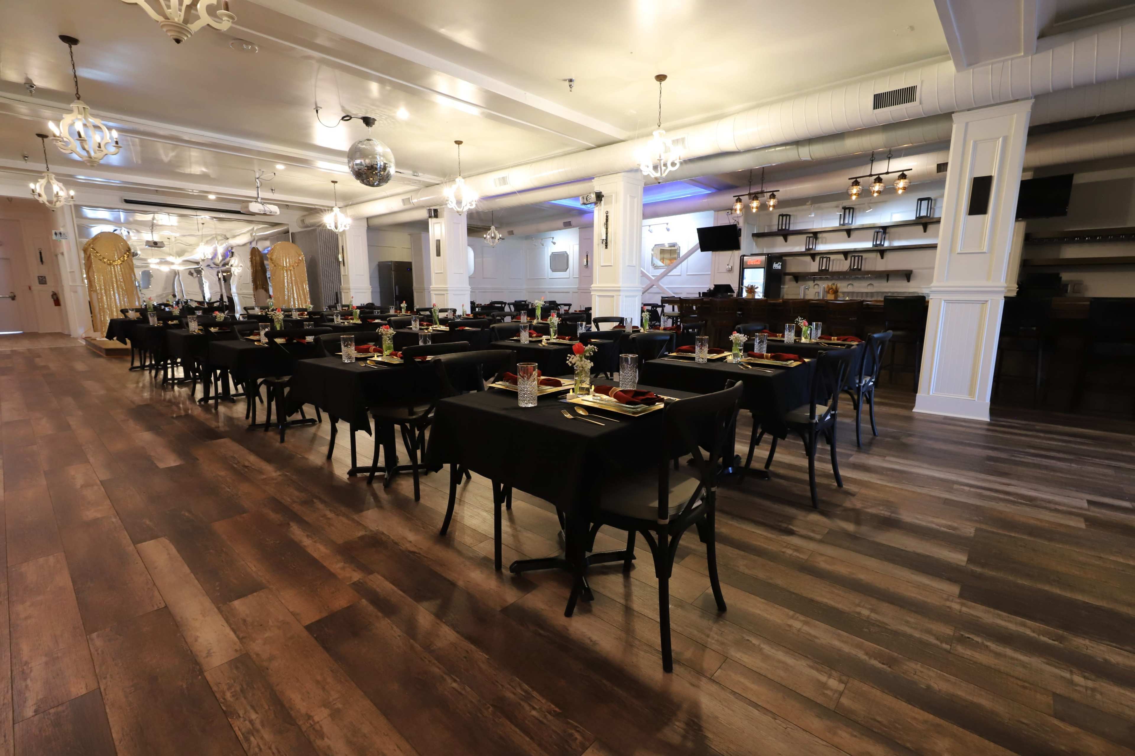 Upscale Downtown Venue with Open Floor Plan Image in Winder, WINDER, GA