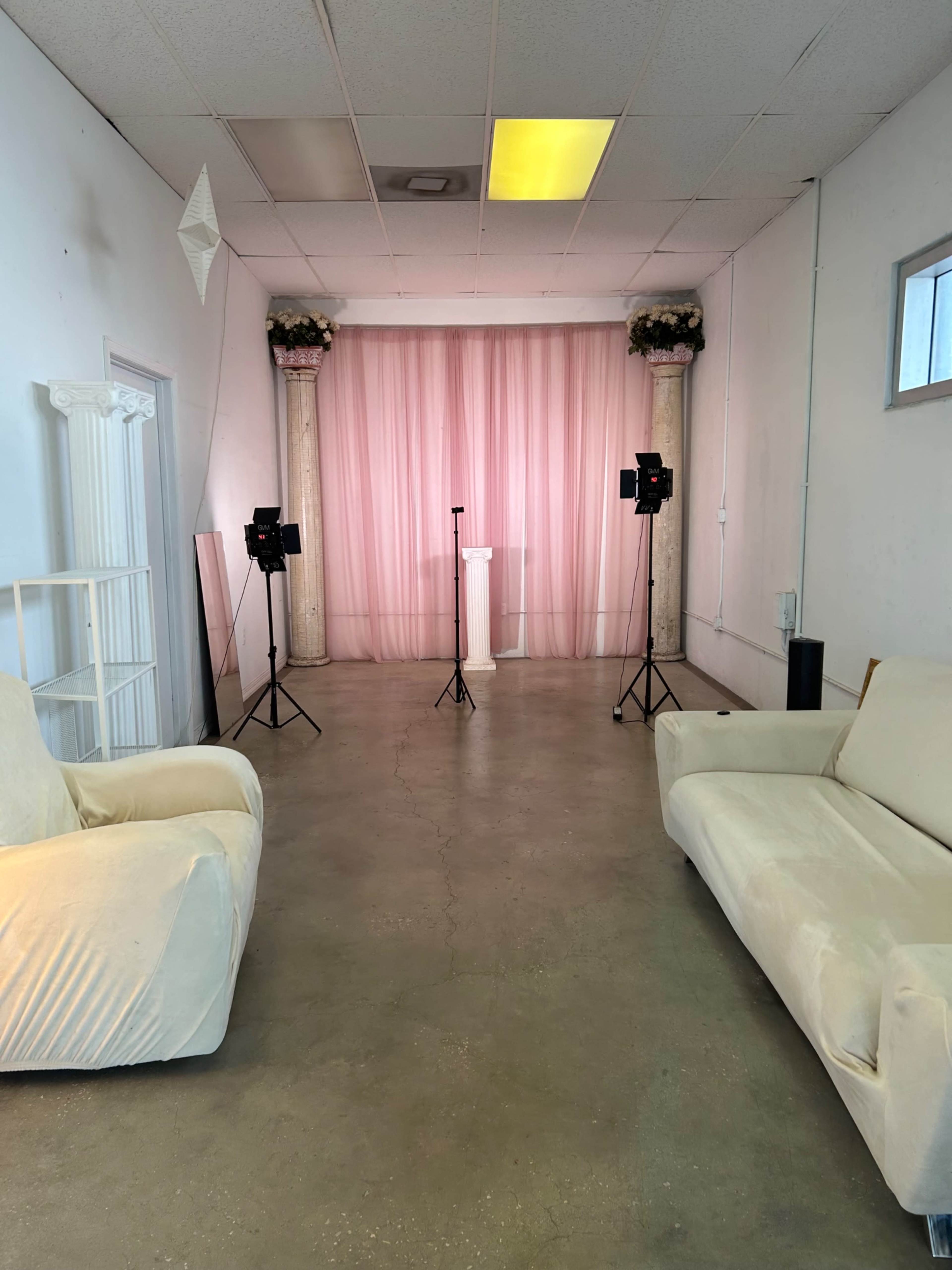 The B Suite Image in Sarasota, Sarasota, FL