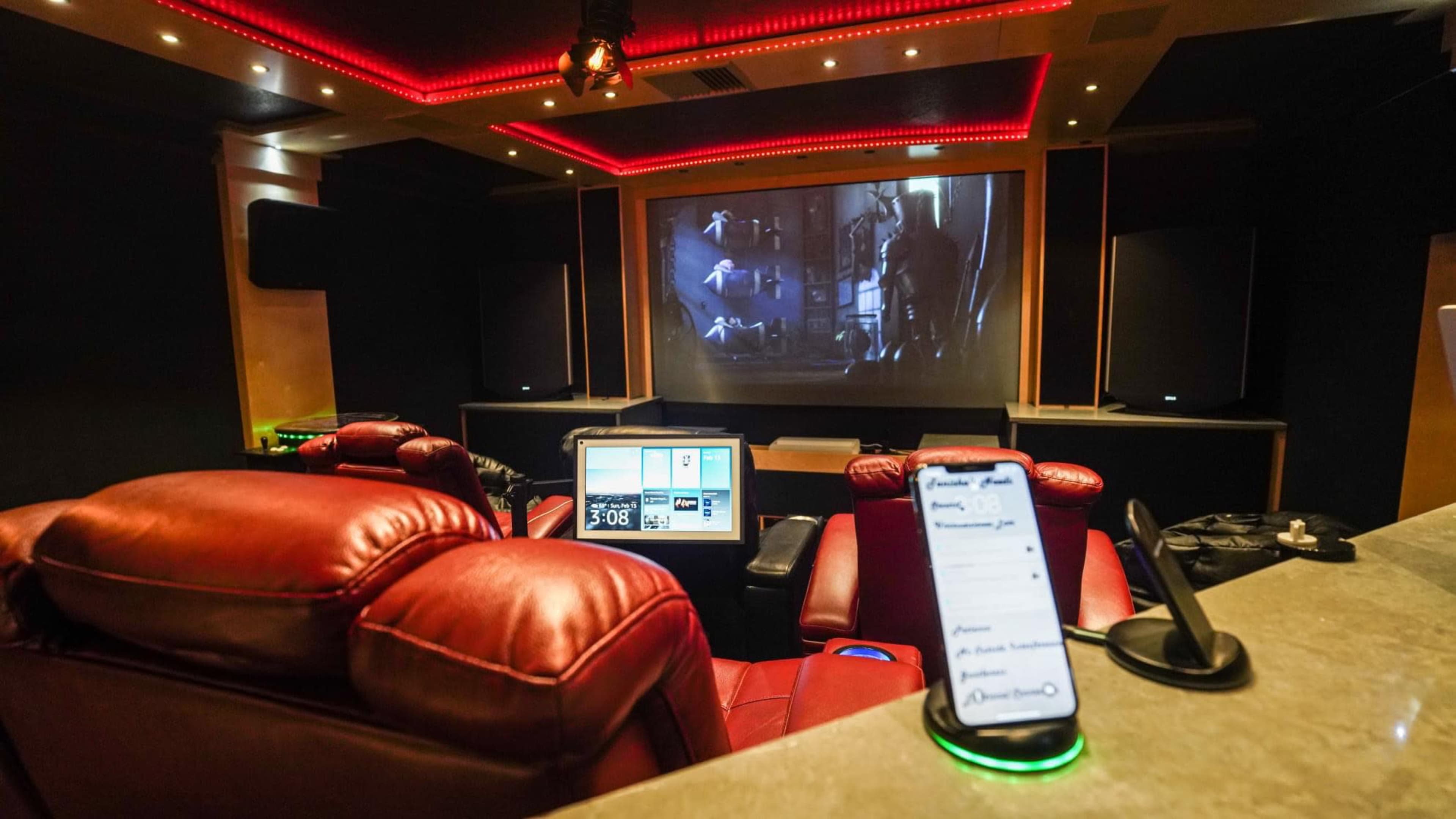 Suburb, small movie theater, in loft/ bonus room. Image in , Apopka, FL