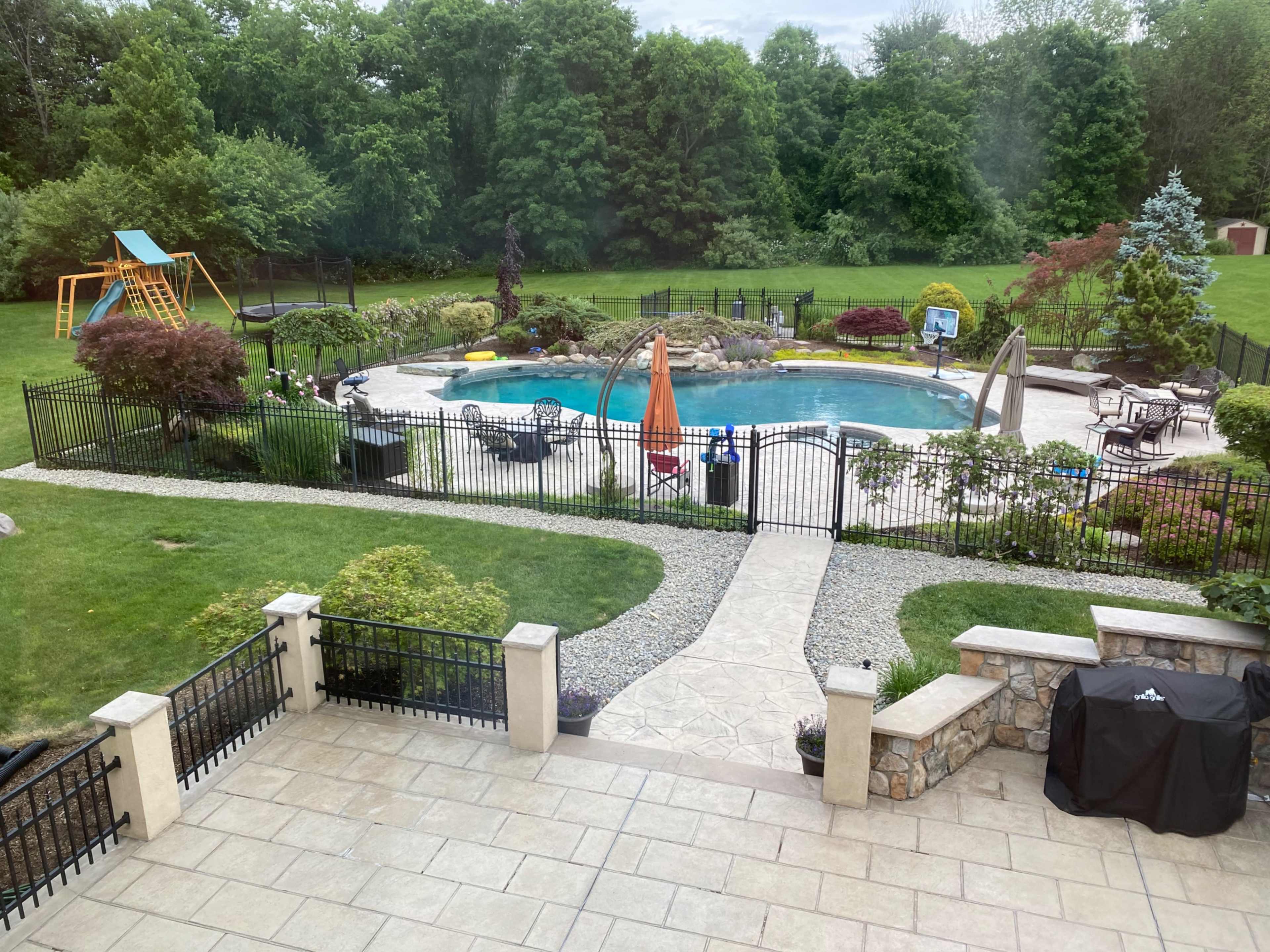 Serene Mountaintop Pool and Backyard Image in Tuxedo, Tuxedo park, NY