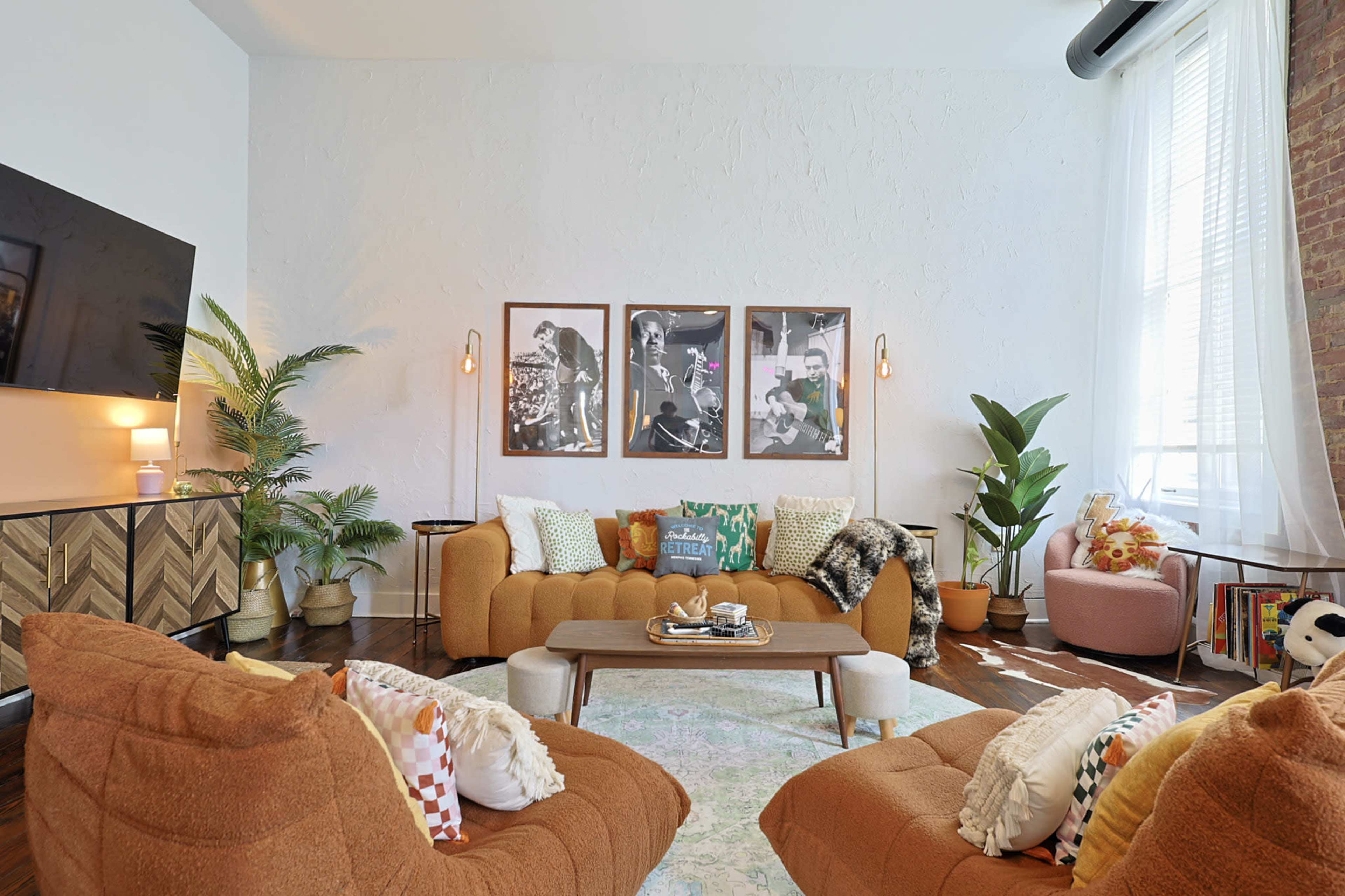 ⚡ Rock & Roll Chic Condo in Downtown ⚡ Image in Downtown Memphis, Memphis, TN