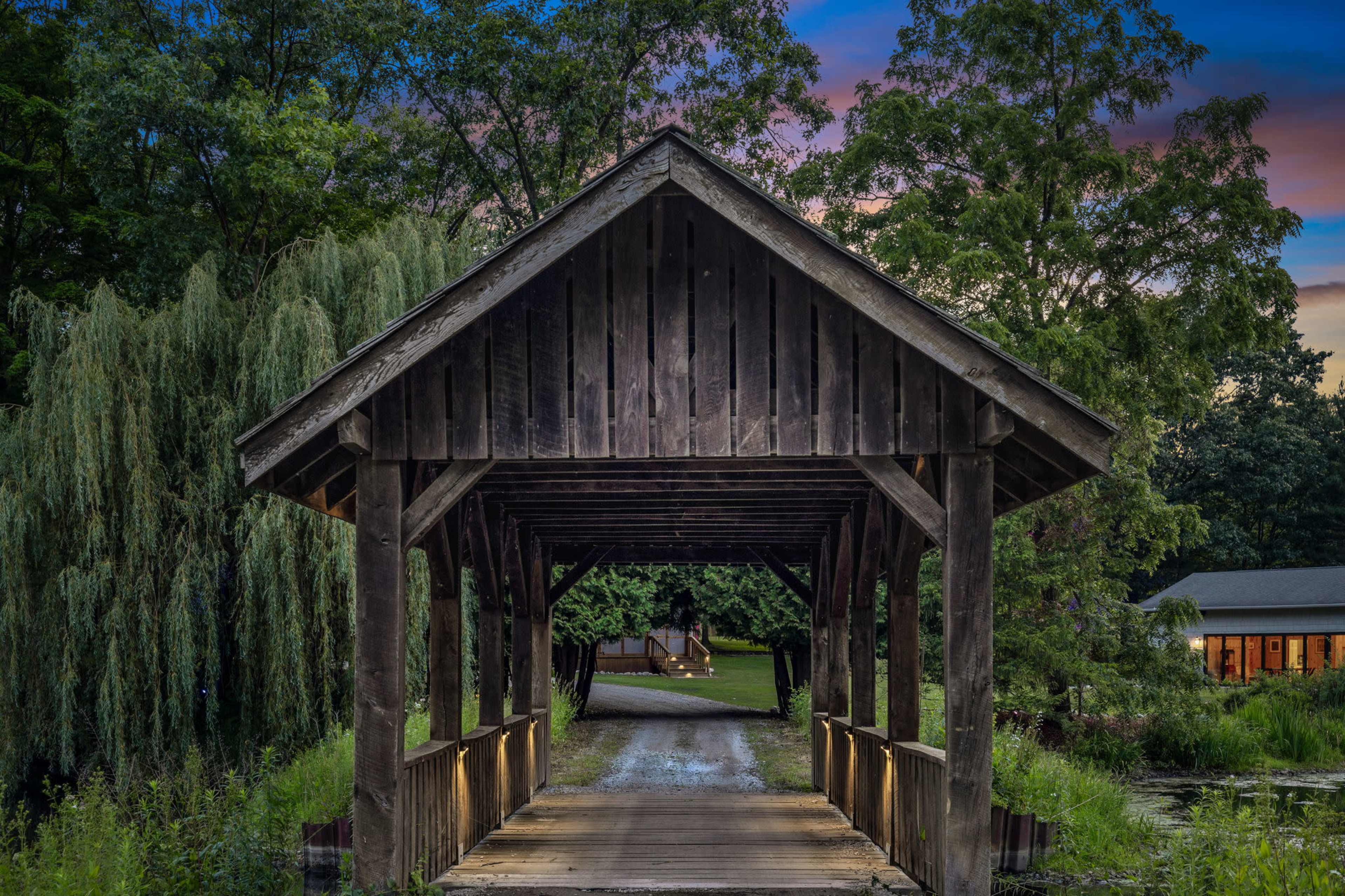 Lodge, 3 private lakes, and more on 500 acres of private wildlife preserve Image in Springfield Township, La Porte, IN