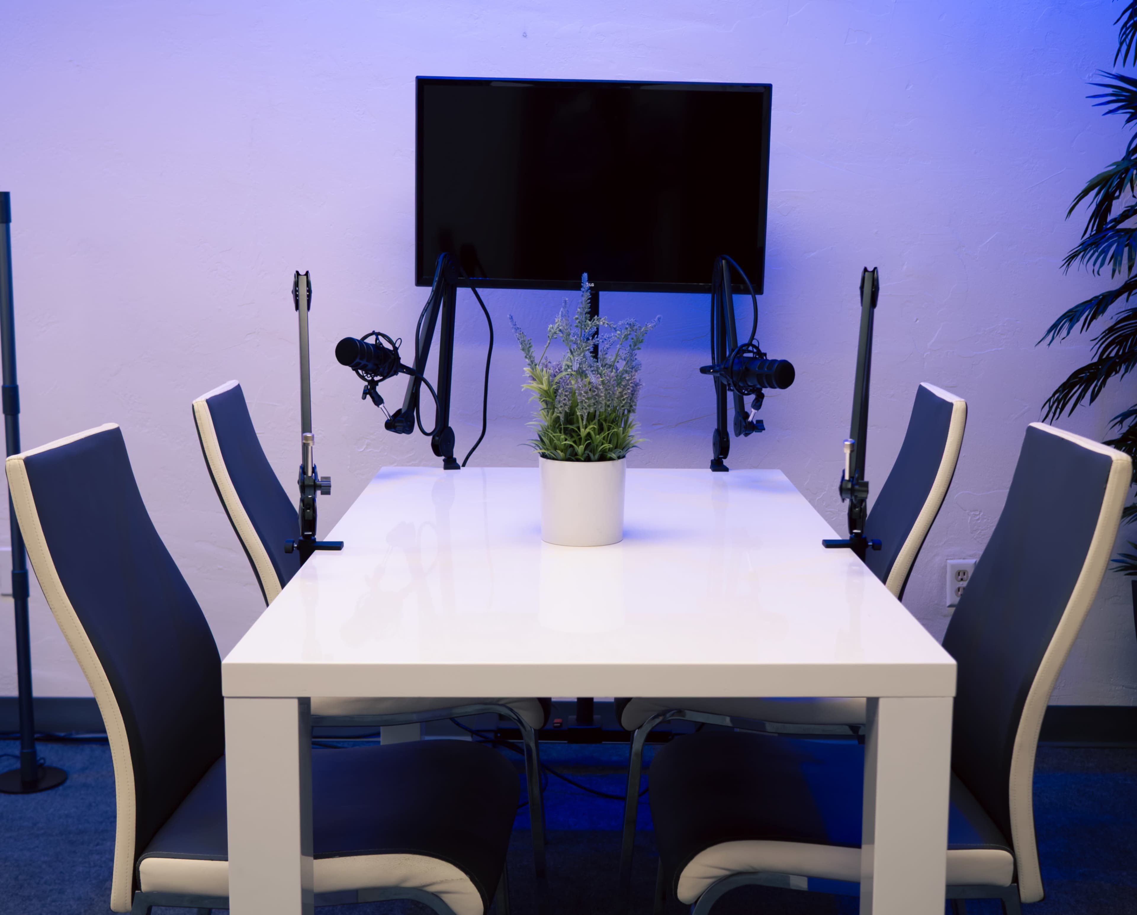 Albuquerque Podcast Studio Image in South Los Altos, Albuquerque, NM