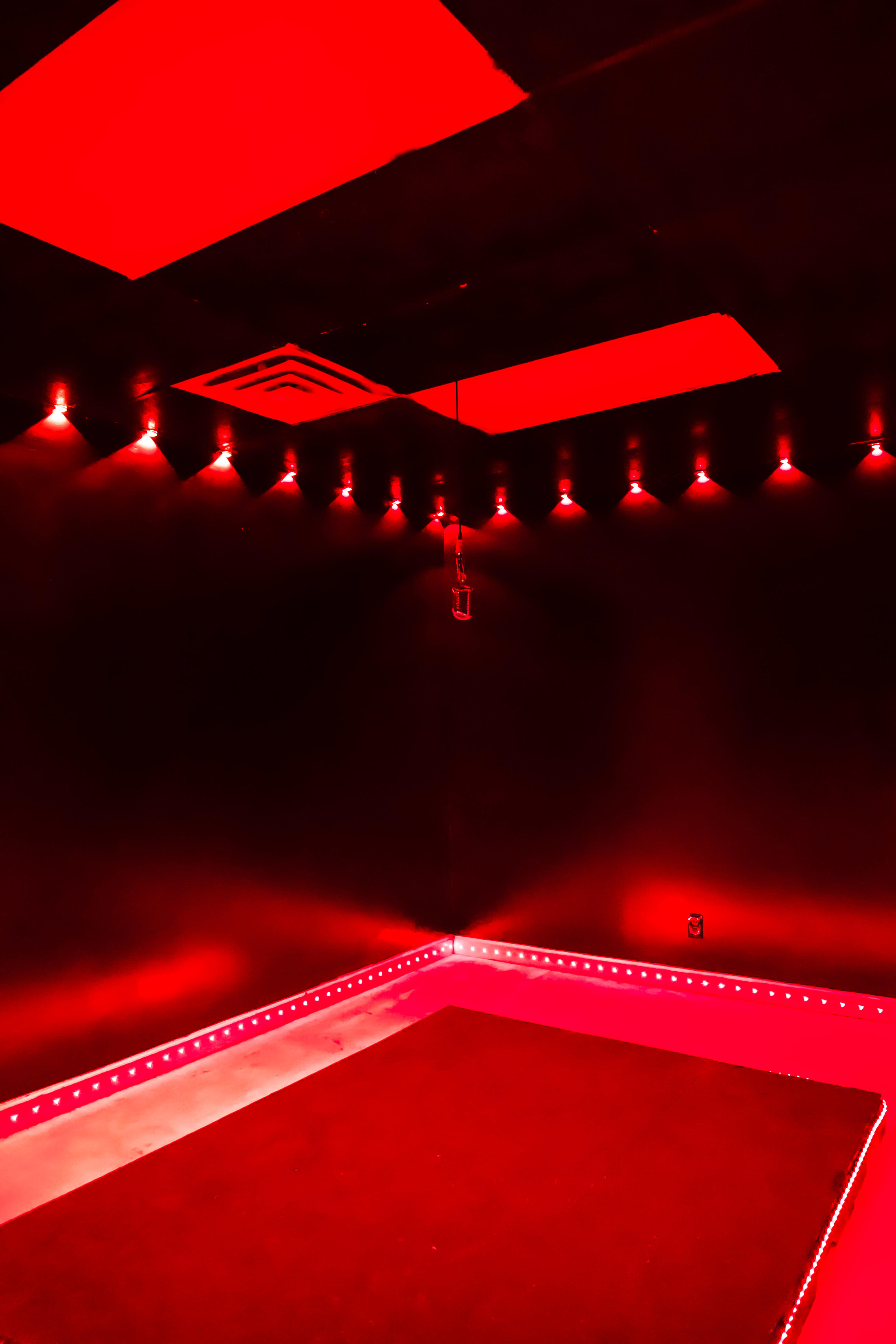 The Spotlight Room Image in South Nashville, Nashville, TN