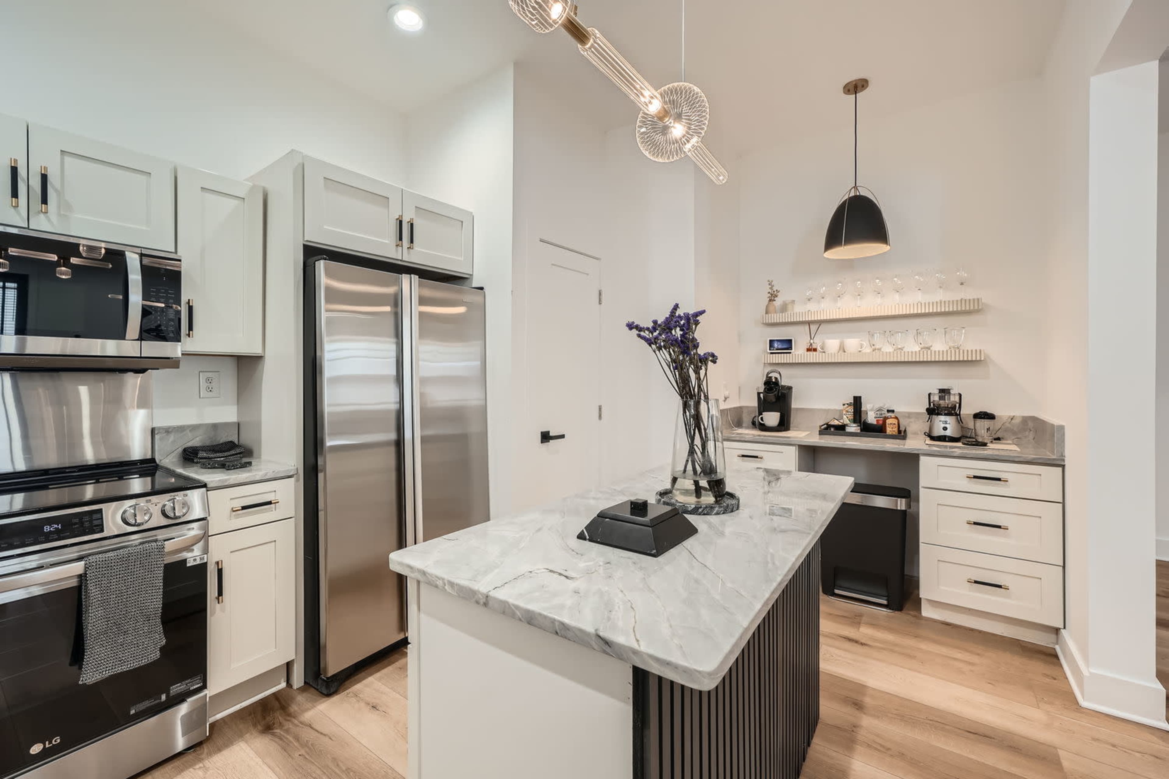 Luxury daylight Basement apartment newly renovated over 2,300 sq ft Image in Old Fourth Ward, Atlanta, GA